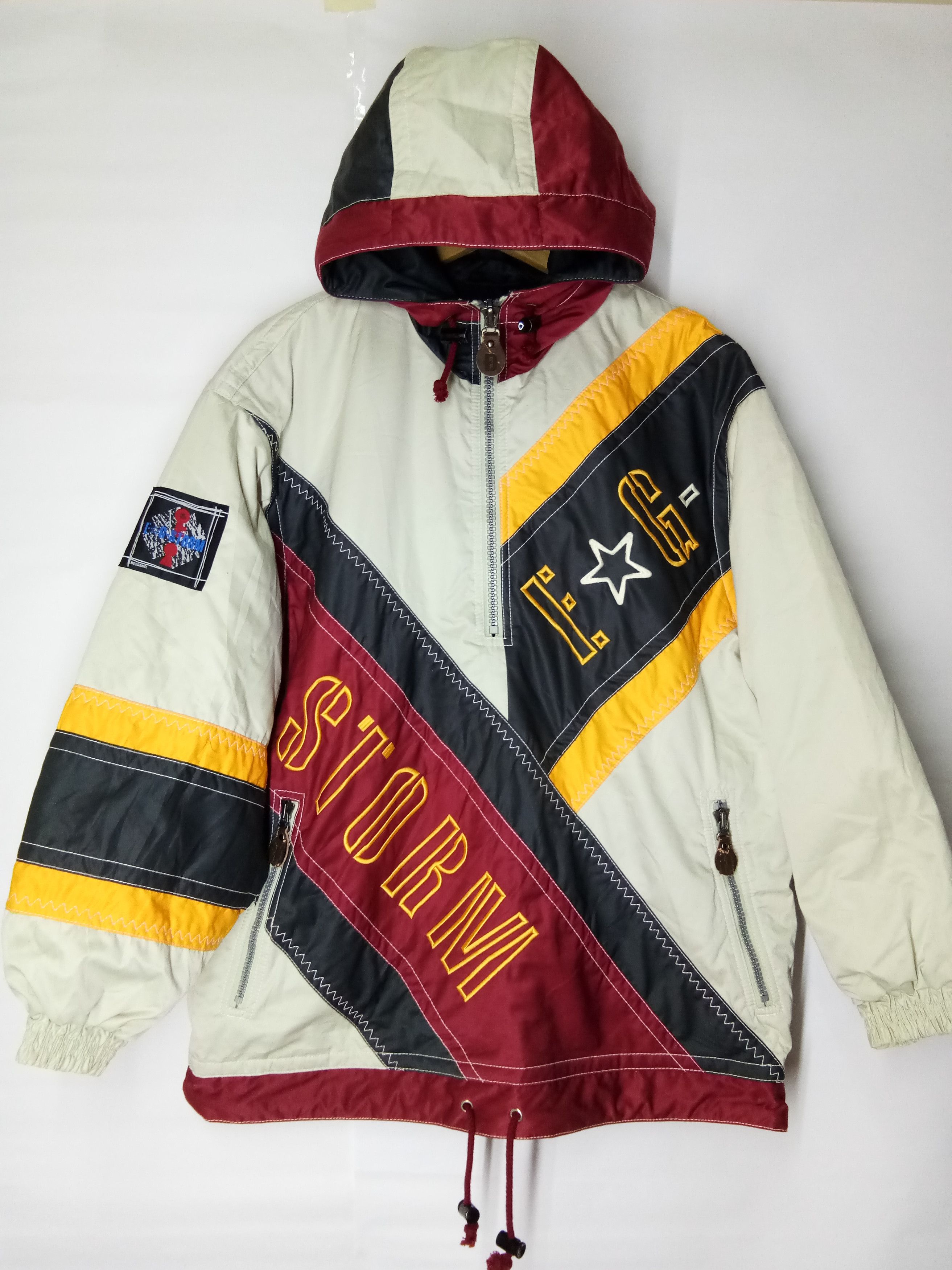 VERY RARE💥💥💥 VINTAGE 90s DESCENTE JACKET HOODIE.