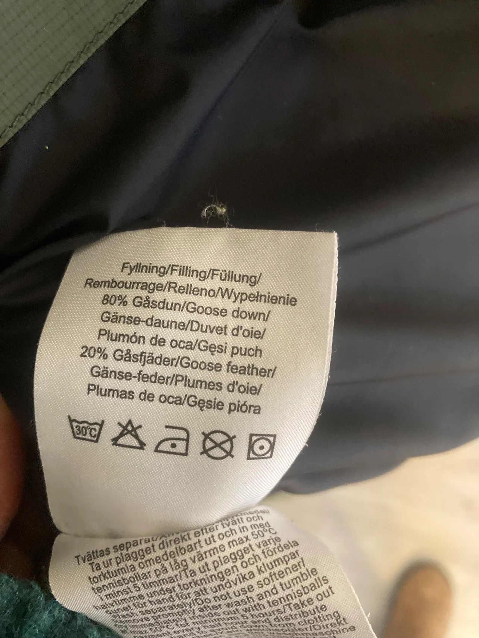 Peak Performance Peak Performance W Down V Vest Size XS / US 0-2 / IT 36-38 - 3 Thumbnail