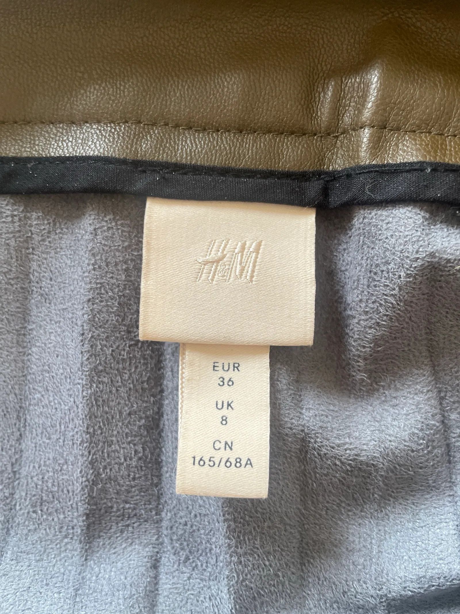 H&M H&M Veckad lång kjol Skirt Size 26" / US 2 / IT 38 - 2 Thumbnail