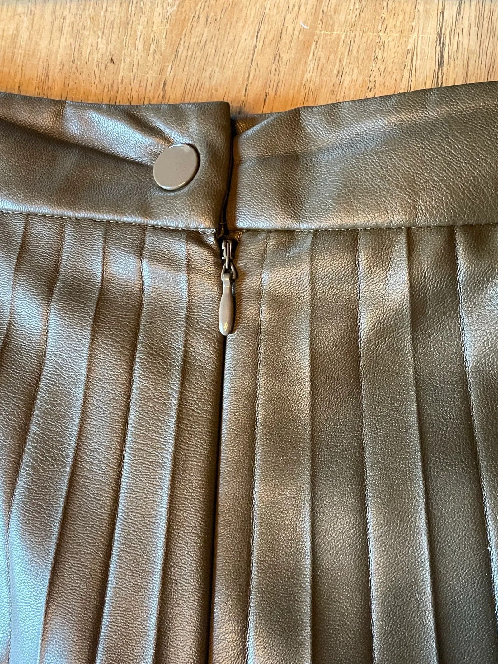H&M H&M Veckad lång kjol Skirt Size 26" / US 2 / IT 38 - 3 Thumbnail