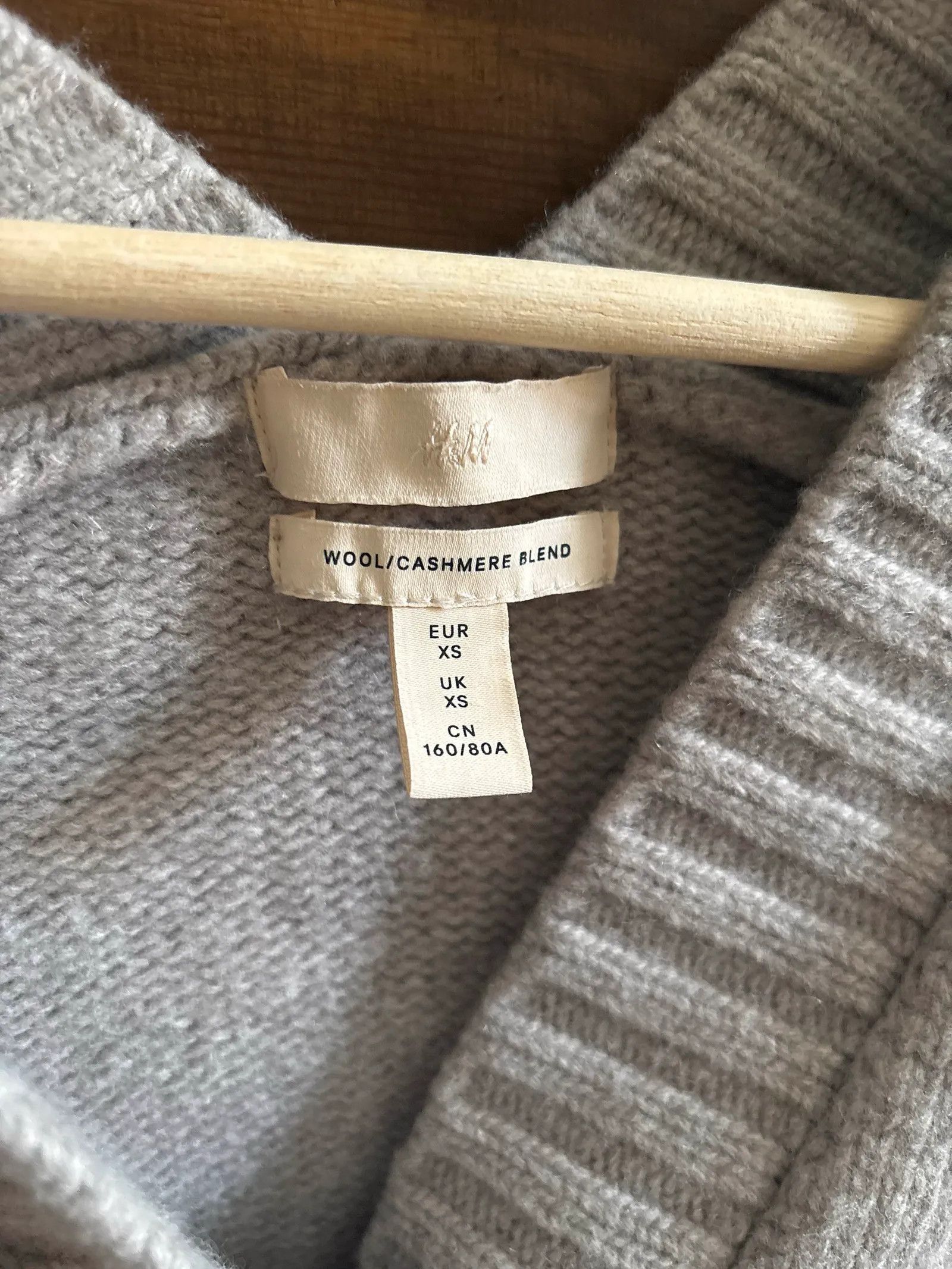H&M H&M Conscious exclusive Cardigan Size XS / US 0-2 / IT 36-38 - 2 Thumbnail