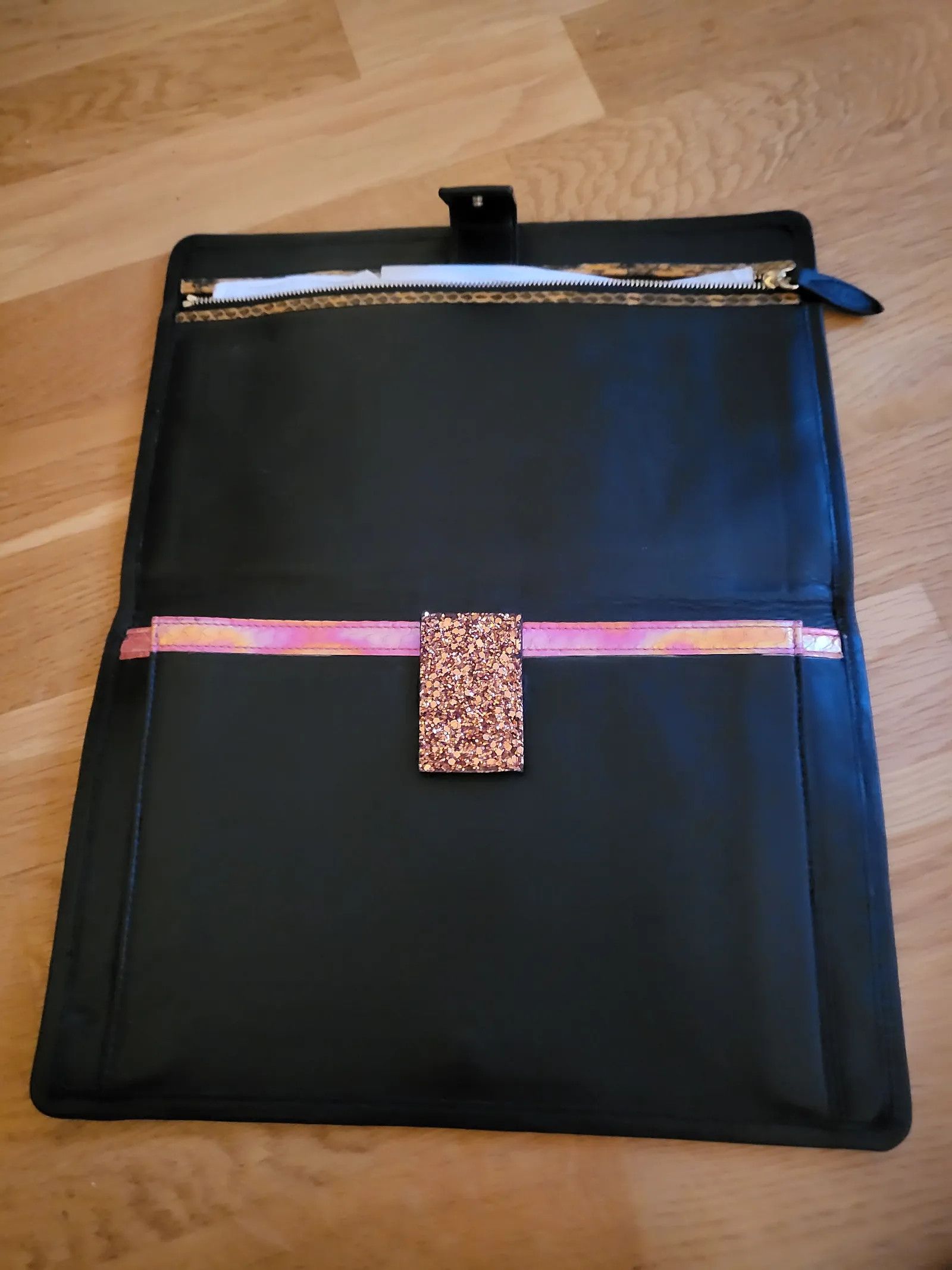Versace Francesca E. Versace Golden eye Bucket Bag Size ONE SIZE - 3 Thumbnail