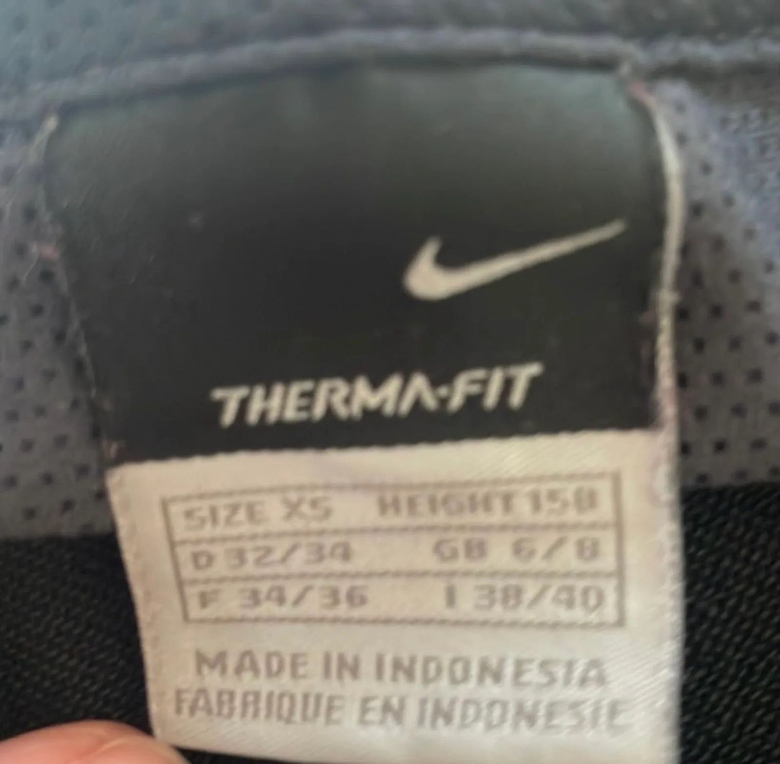 Nike Nike Therma- fit Sweater Size XS / US 0-2 / IT 36-38 - 2 Thumbnail