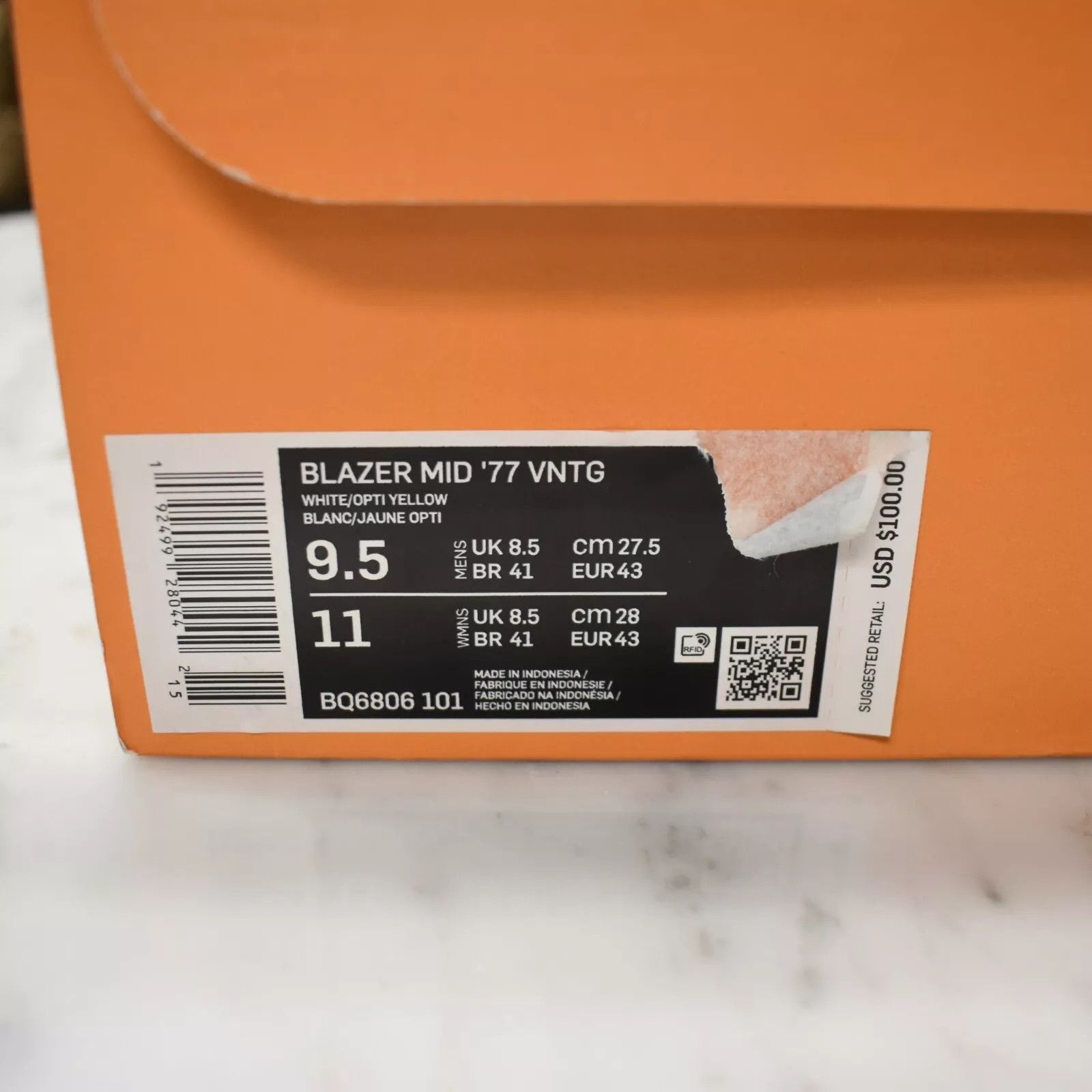 Nike Nike Blazer Mid 77 VNTG White Optic Yellow Leather Size US 9.5 / EU 42-43 - 9 Thumbnail
