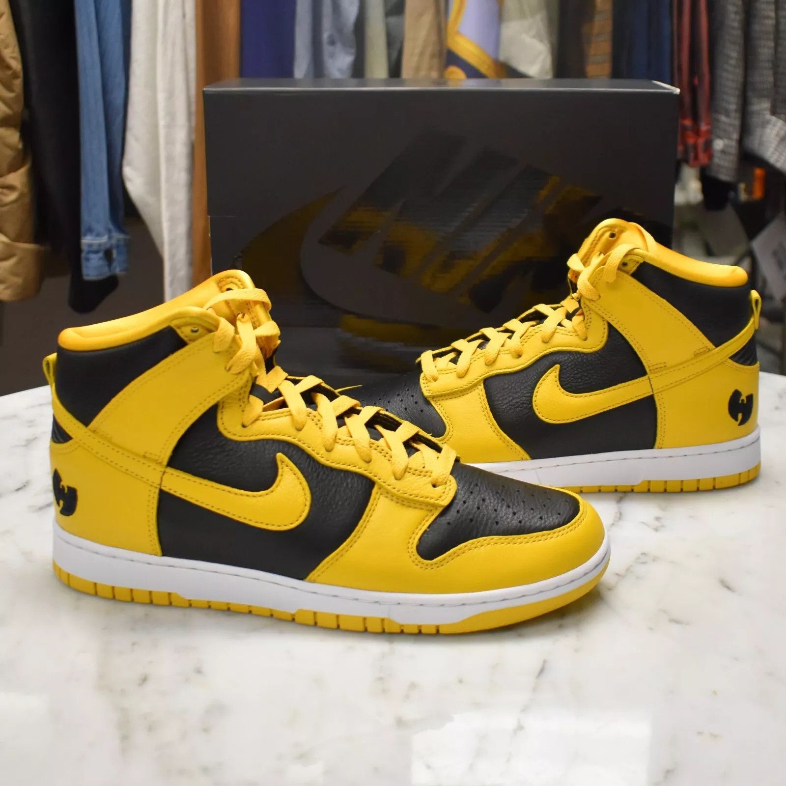 Nike Nike Dunk Hgh Retro PRM Wu Tang Black Yellow Leather Size US 9.5 / EU 42-43 - 2 Thumbnail
