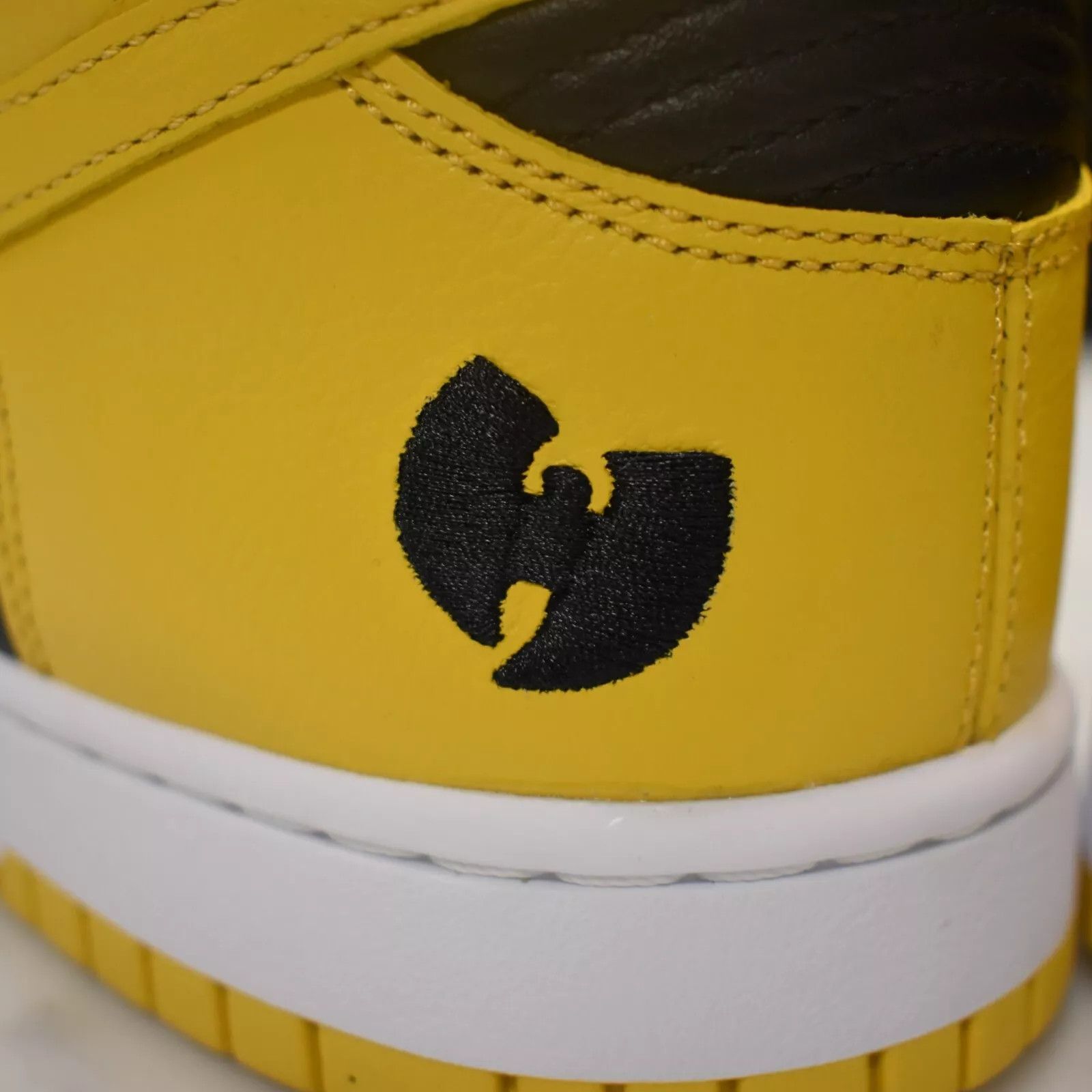 Nike Nike Dunk Hgh Retro PRM Wu Tang Black Yellow Leather Size US 9.5 / EU 42-43 - 9 Thumbnail