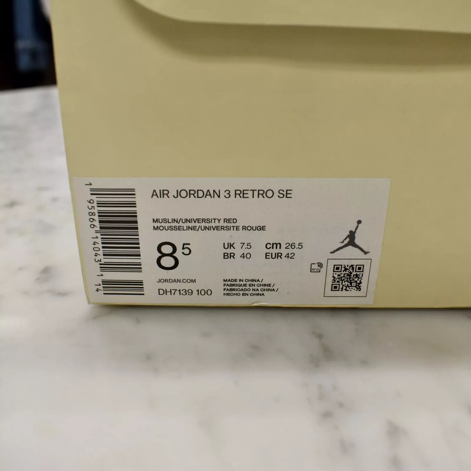 Jordan Brand × Nike Air Jordan 3 Retro SE Muslin Beige Red Sneakers Size US 8.5 / EU 41-42 - 11 Thumbnail