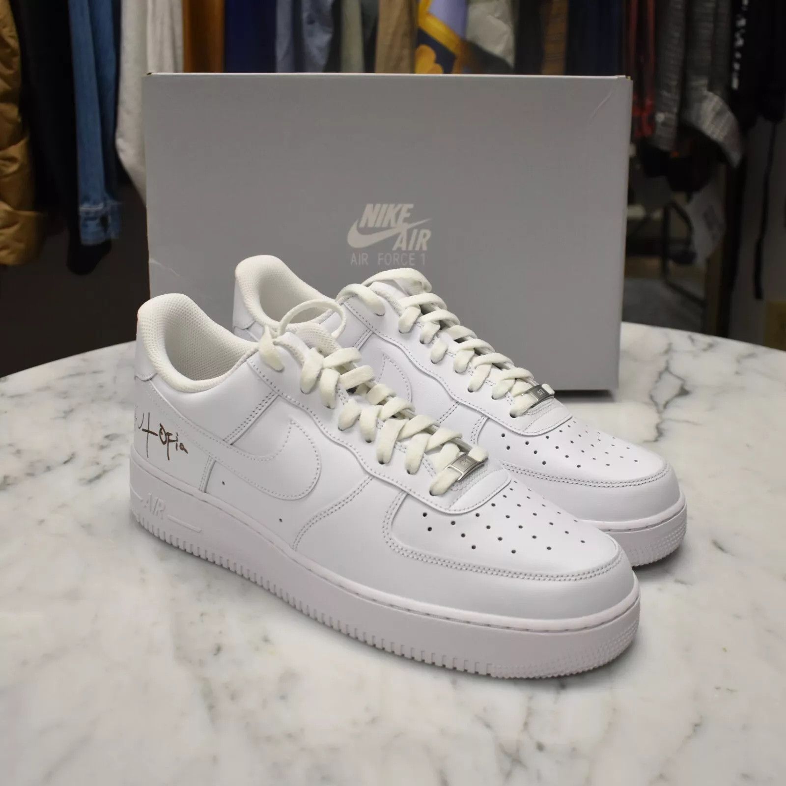 Nike × Travis Scott Nike Air Force 1 Low UTOPIA Travis Scott Cactus Jack White Size US 13 / EU 46 - 3 Thumbnail