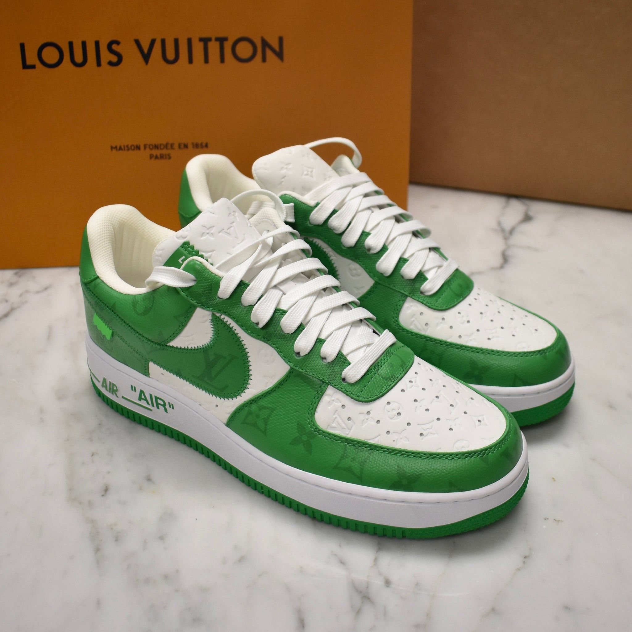 Louis Vuitton × Nike × Virgil Abloh Louis Vuitton Nike Air Force 1 White Pine Green Sneakers Size US 9 / EU 42 - 4 Thumbnail