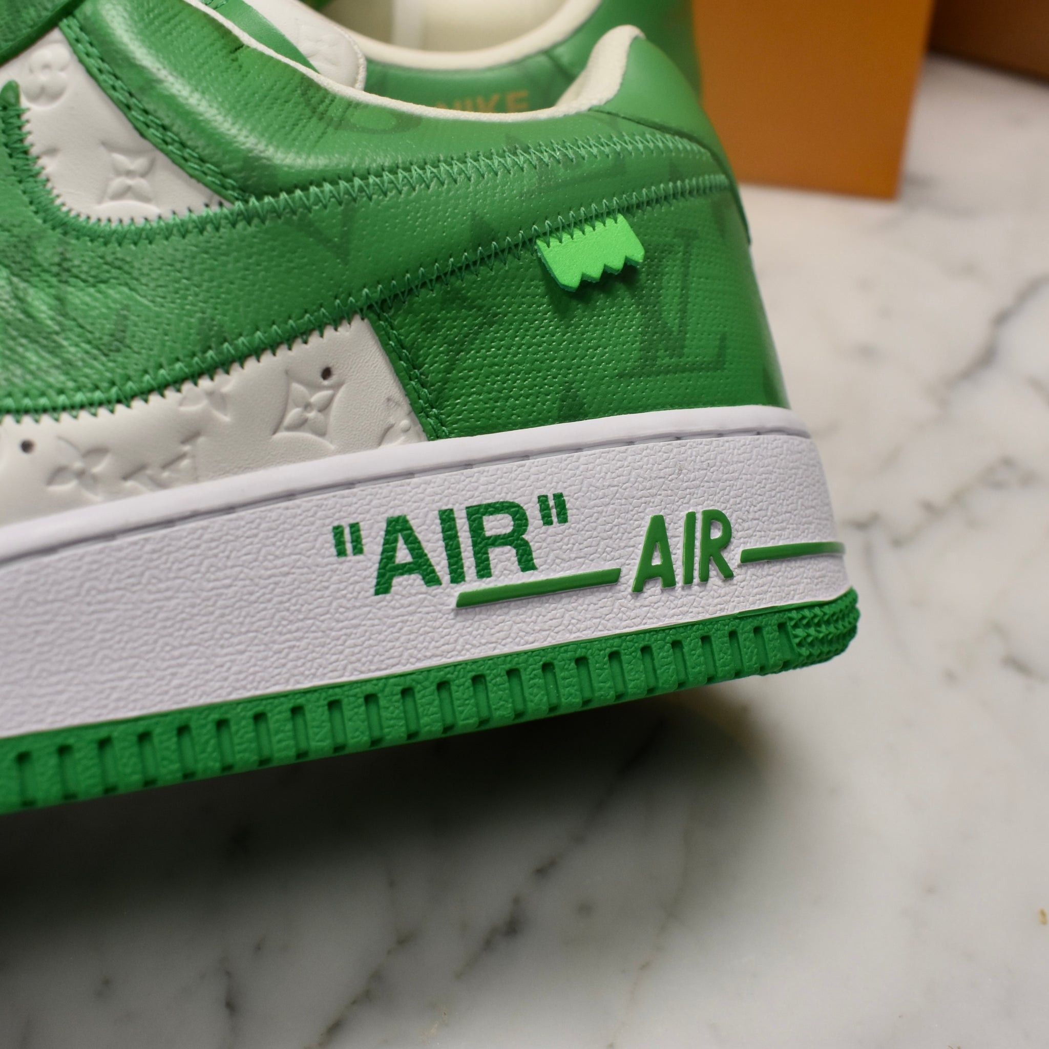 Louis Vuitton × Nike × Virgil Abloh Louis Vuitton Nike Air Force 1 White Pine Green Sneakers Size US 9 / EU 42 - 10 Thumbnail