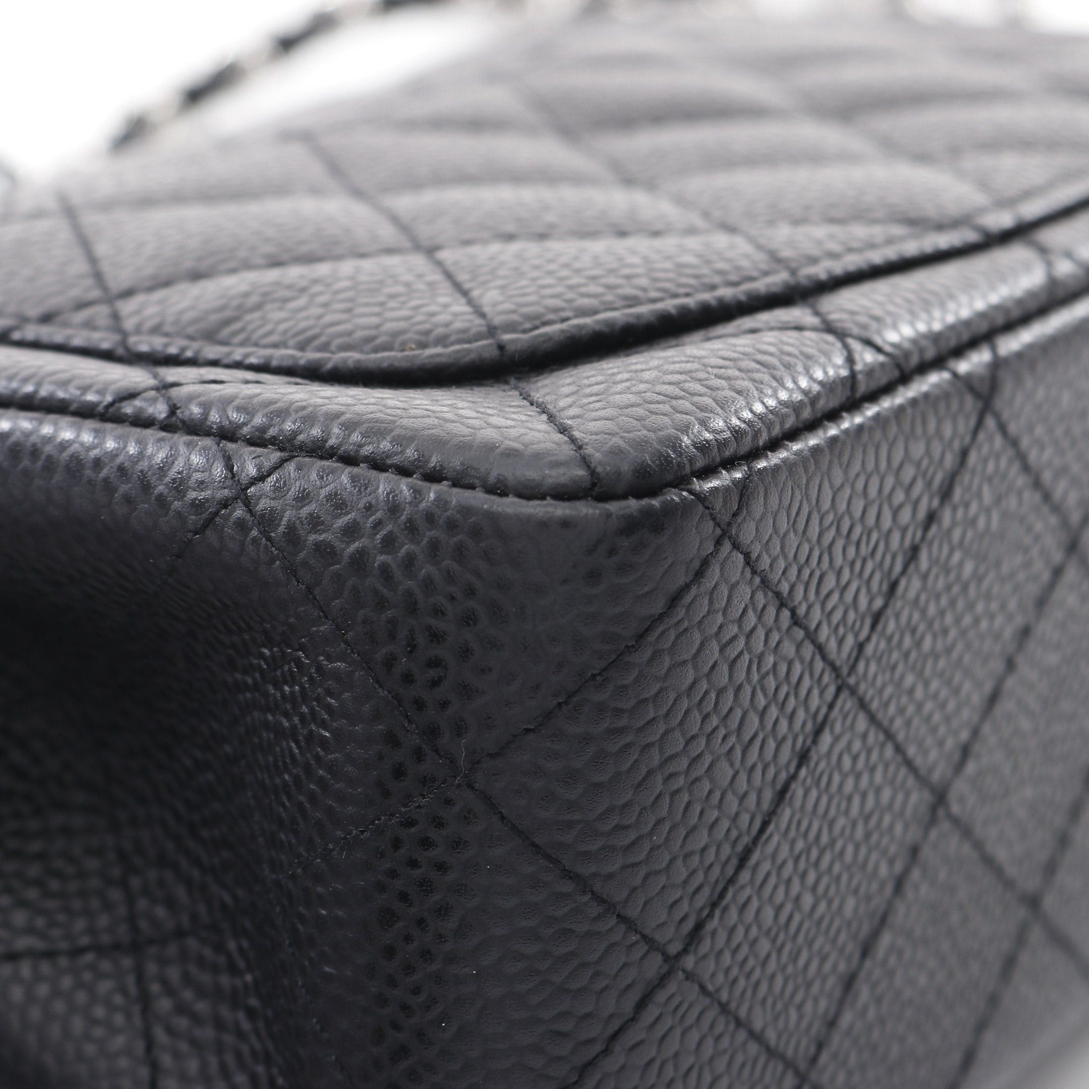 Chanel Chanel Mini Matelasse Chain Shoulder Bag Caviar Skin Black Silver Hardware Size ONE SIZE - 6 Thumbnail
