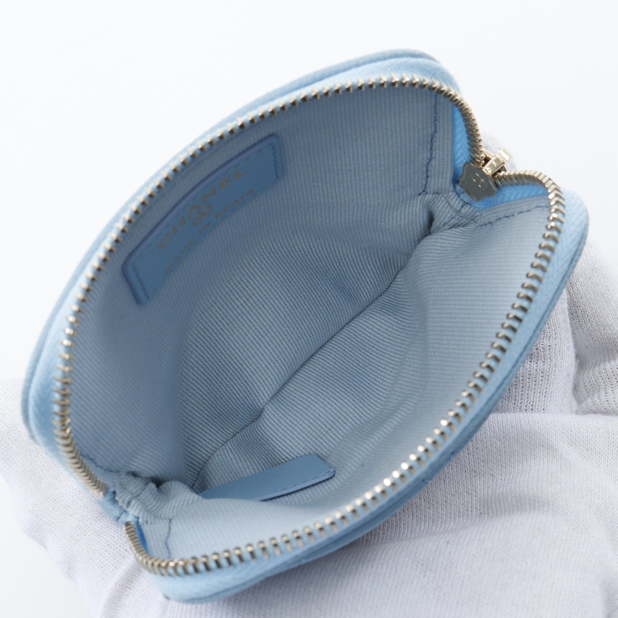 Chanel Chanel Zip Coin Purse Matelasse Caviar Skin Light Blue Gold Hardware Rhinestone Size ONE SIZE - 3 Thumbnail
