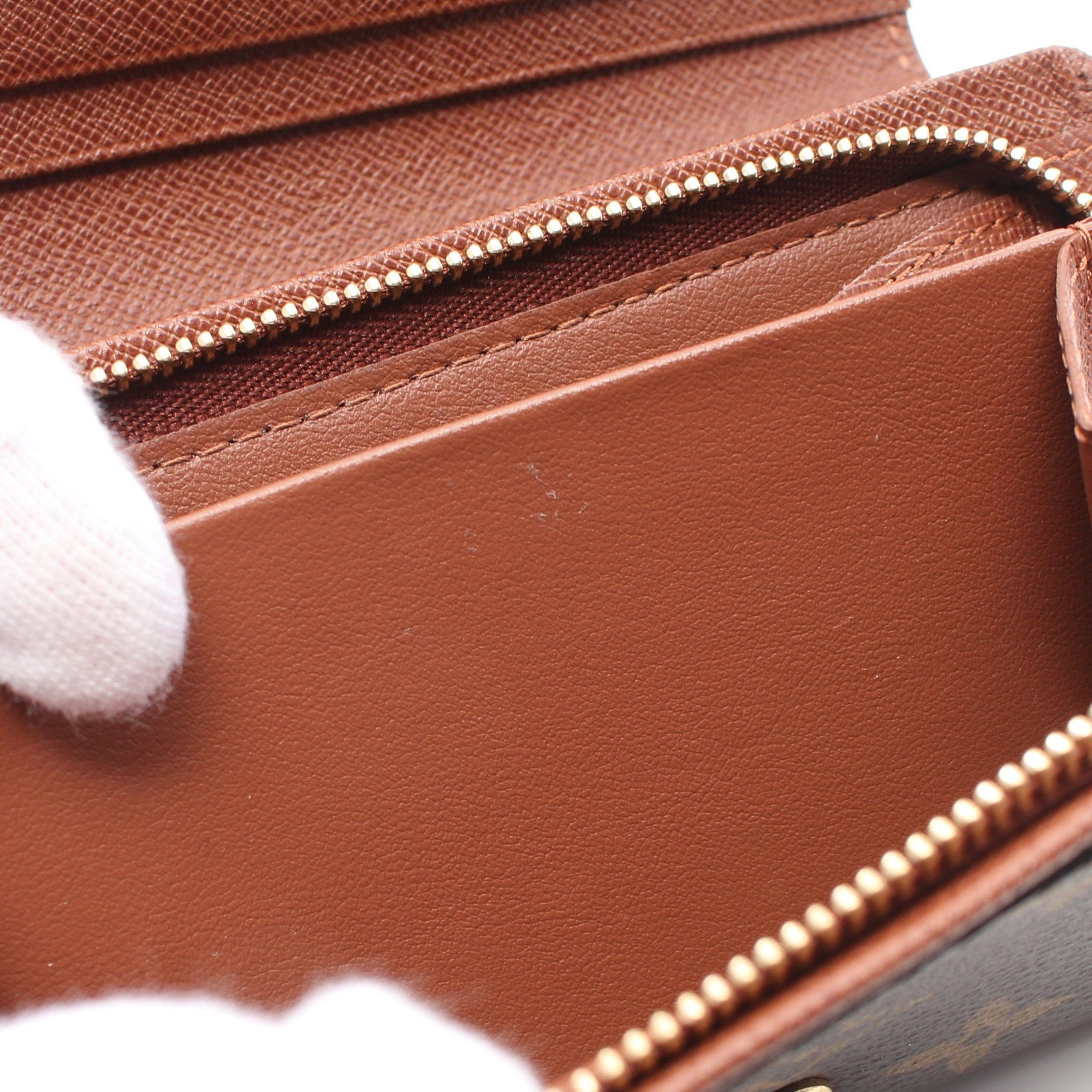 Louis Vuitton Louis Vuitton Porte-Monnaie Bie Tresor Monogram Bi-Fold Wallet Leather Brown Size ONE SIZE - 6 Thumbnail