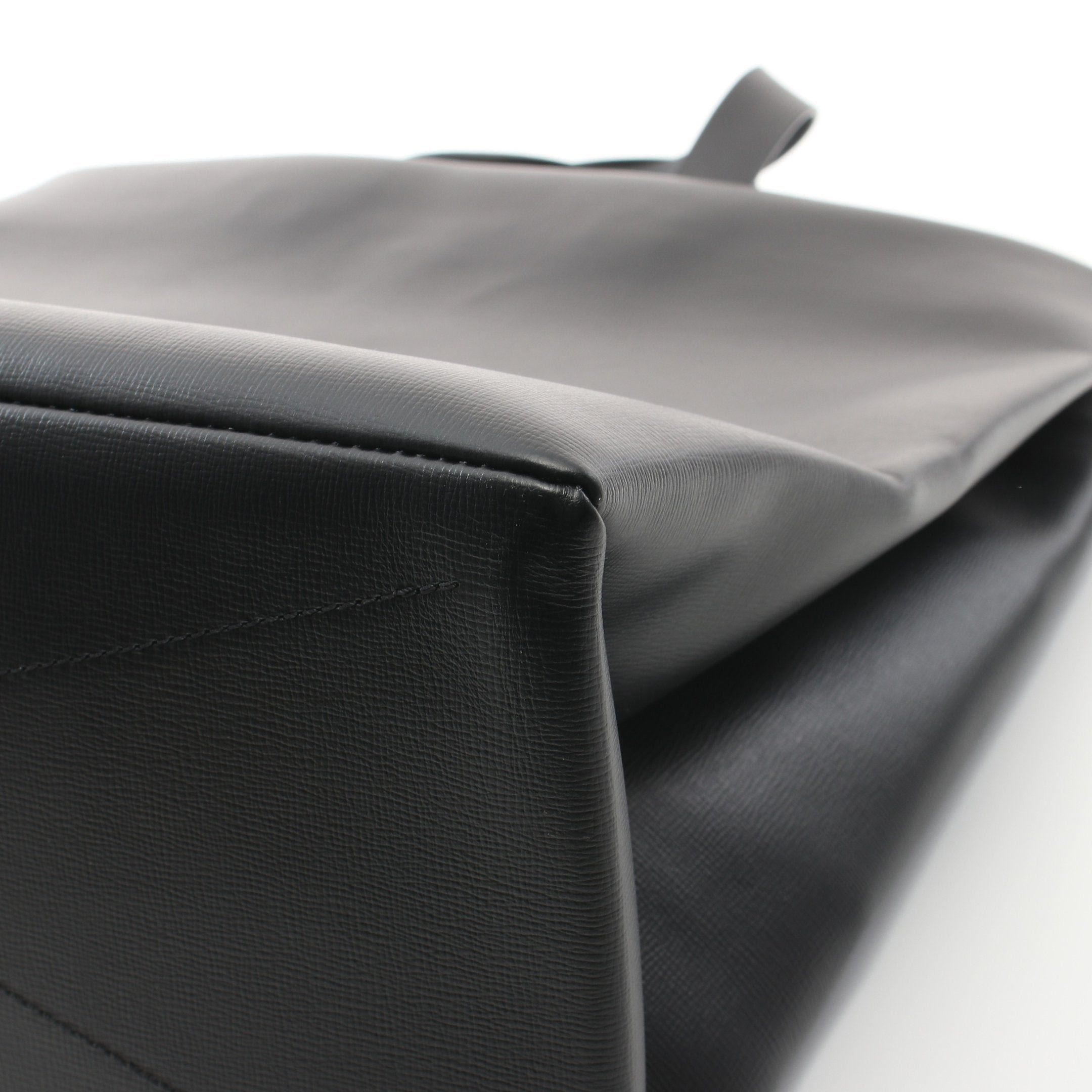 Louis Vuitton Louis Vuitton Shopper Tote Mm Handbag Bag Leather Black 2025Ss Size ONE SIZE - 5 Thumbnail