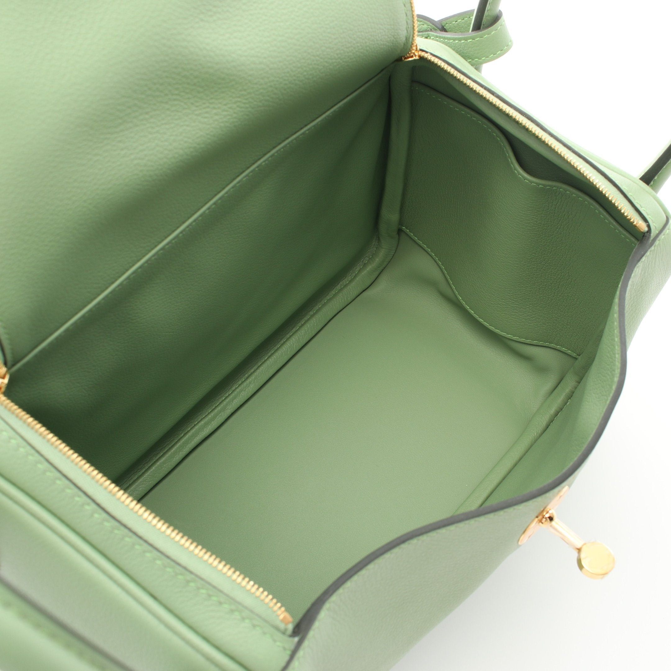 Hermes Hermes Lindy 26 Veil Cricket Shoulder Bag Evercolor Light Green Gold Hardware B Stamp Size ONE SIZE - 3 Thumbnail