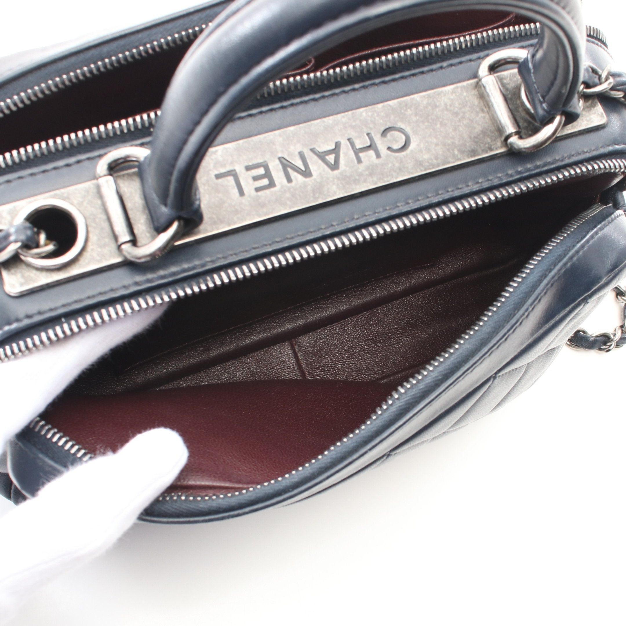 Chanel Chanel Trendy Cc Top Handle Chain Shoulder Bag Lambskin Dark Navy Antique Silver Hardware Size ONE SIZE - 6 Thumbnail