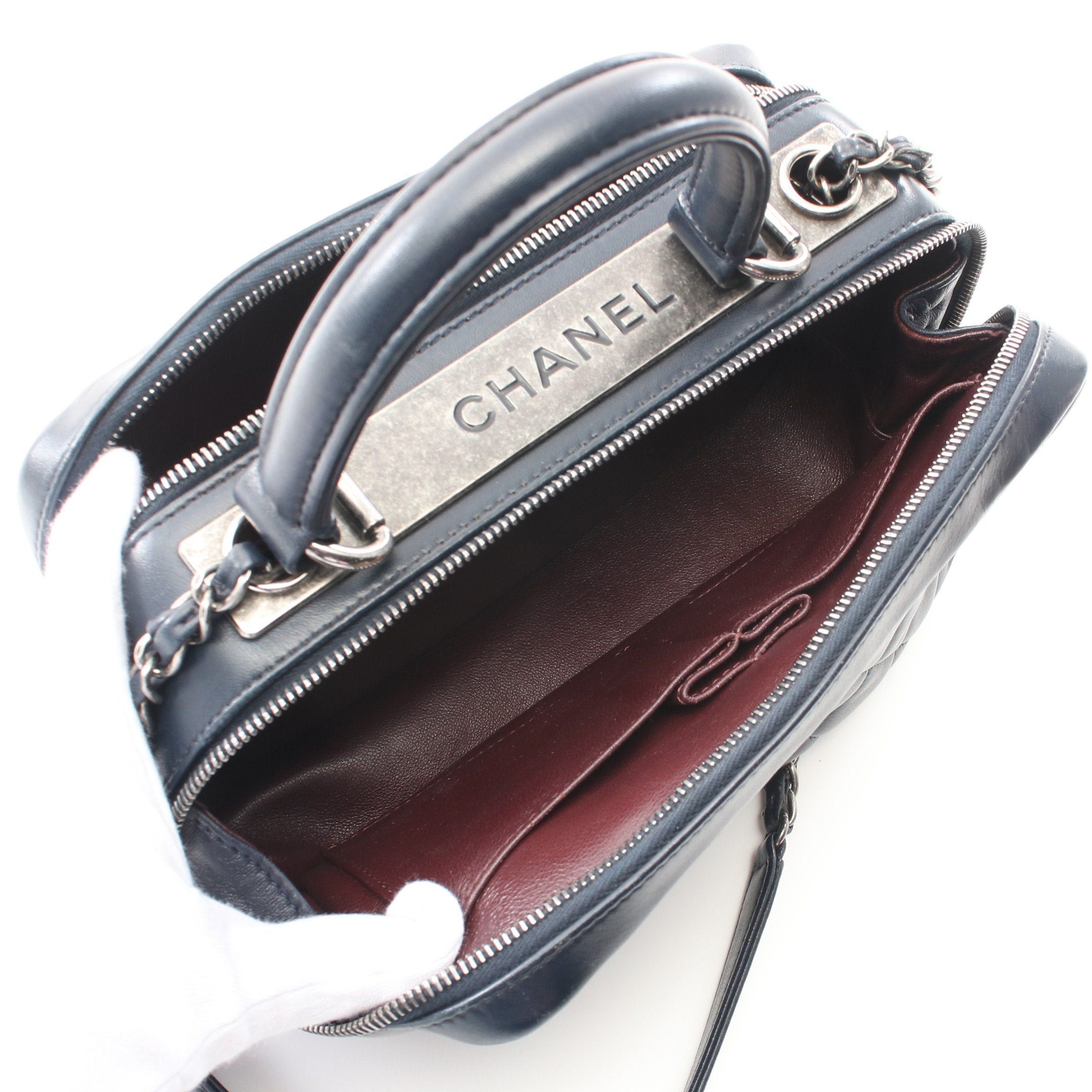 Chanel Chanel Trendy Cc Top Handle Chain Shoulder Bag Lambskin Dark Navy Antique Silver Hardware Size ONE SIZE - 3 Thumbnail