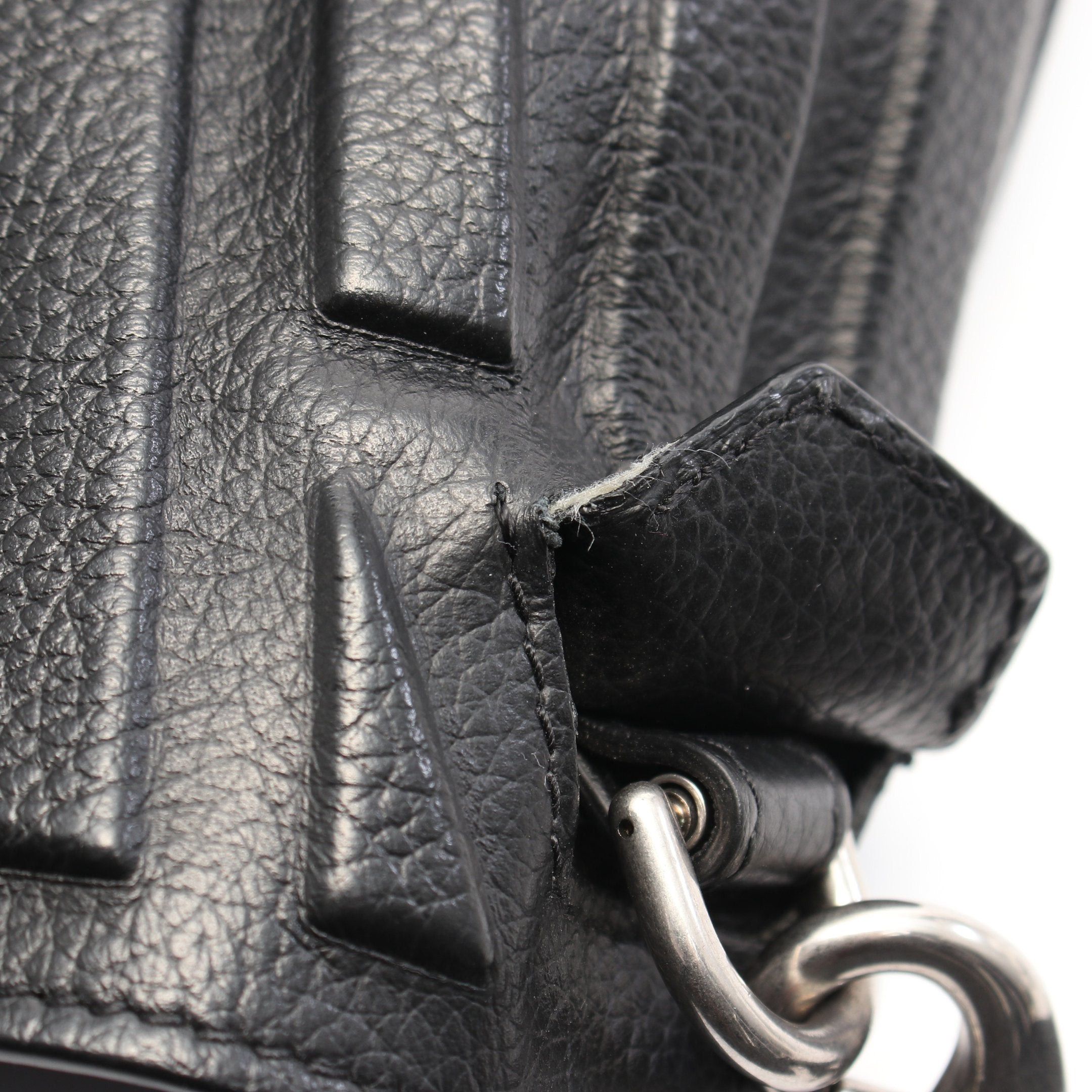 Balenciaga Balenciaga Car East-West Handbag Tote Bag Leather Black Size ONE SIZE - 8 Thumbnail