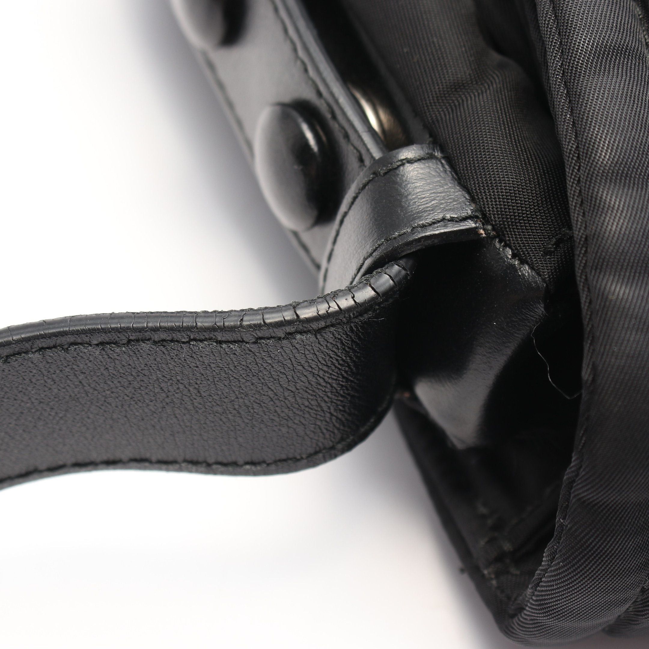 Prada Prada Re-Nylon Large Padet Shoulder Bag Nylon Leather Black Size ONE SIZE - 6 Thumbnail