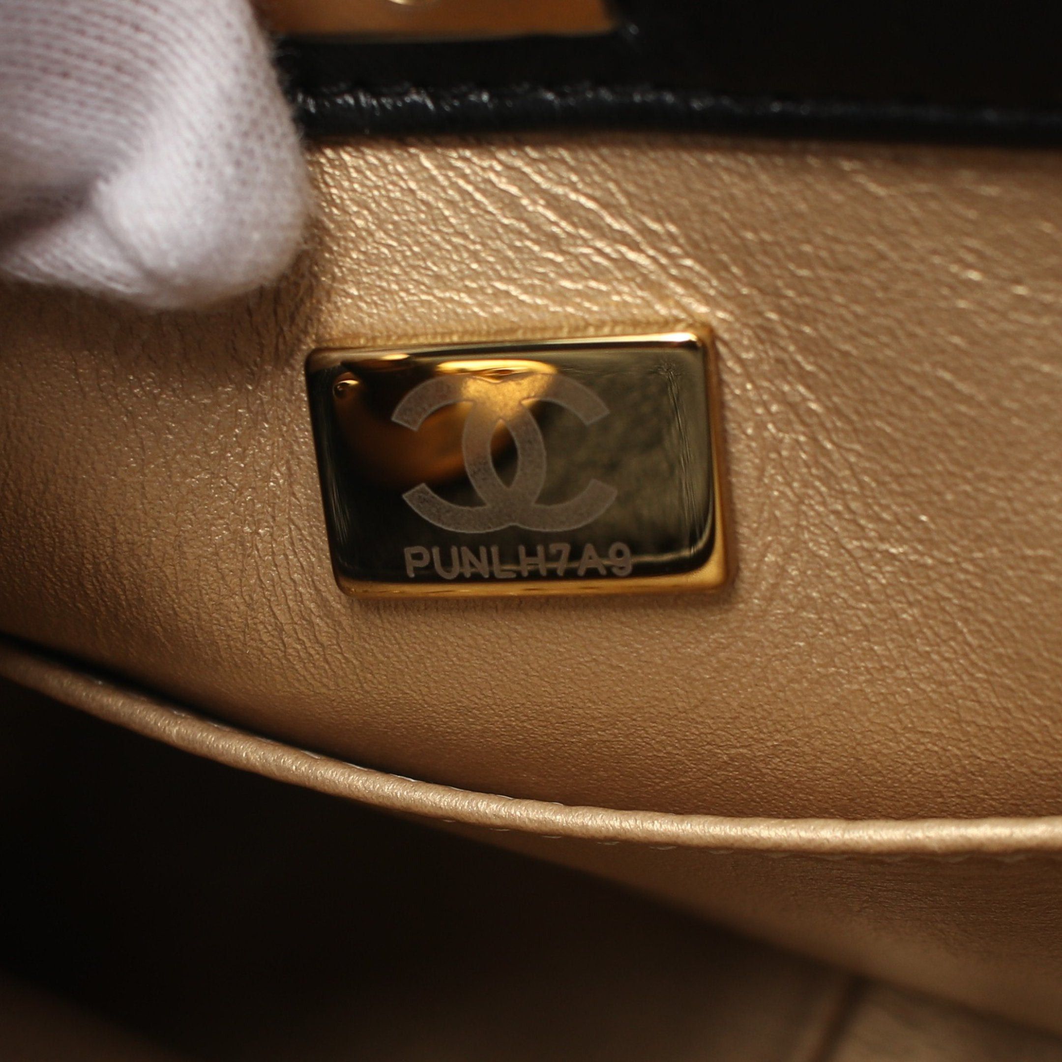 Chanel Chanel Matelasse Small Hobo Bag Chain Shoulder Lambskin Black Gold Hardware Size ONE SIZE - 5 Thumbnail