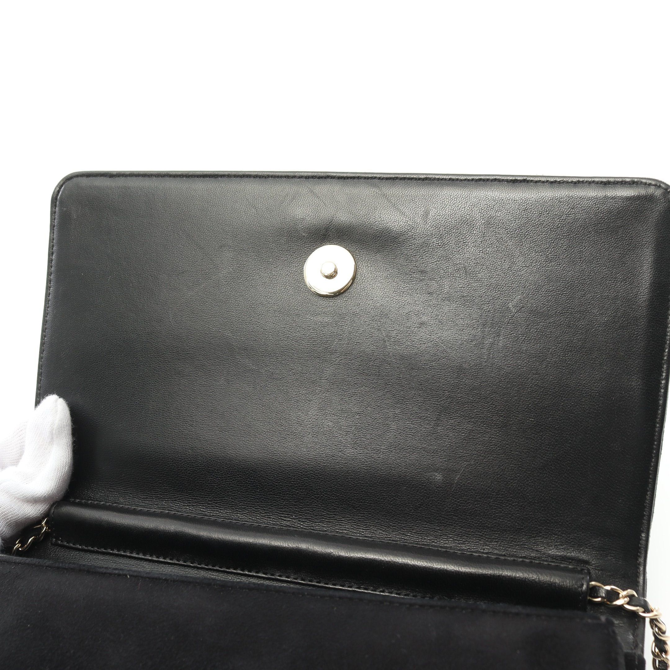 Chanel Chanel Matelasse Chain Shoulder Bag Suede Black Gold Hardware Rhinestone Fake Pearl Size ONE SIZE - 6 Thumbnail
