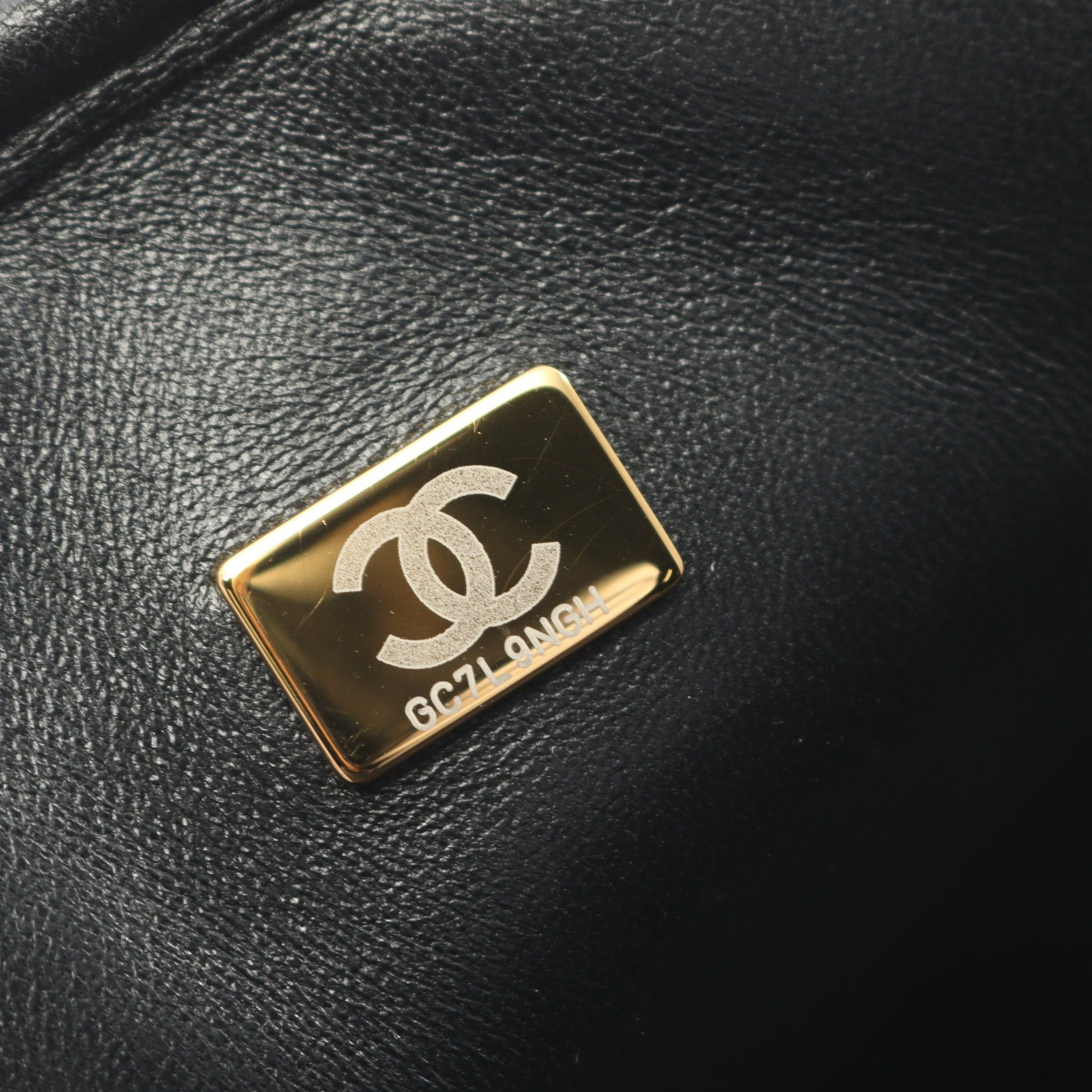 Chanel Chanel Matelasse Vanity Bag Chain Shoulder Leather Black Gold Hardware Size ONE SIZE - 5 Thumbnail