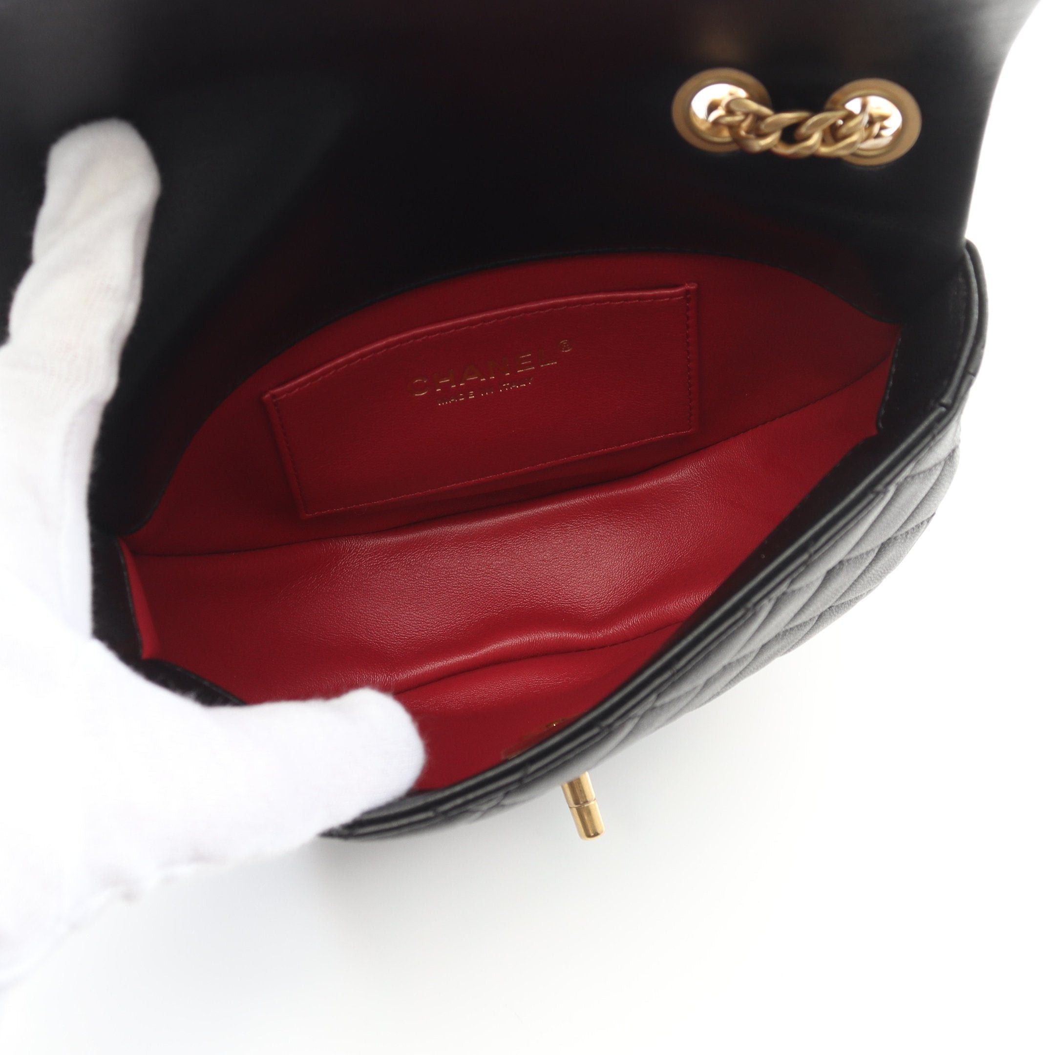 Chanel Chanel Matelasse Chain Shoulder Bag Lambskin Black Gold Hardware Size ONE SIZE - 3 Thumbnail