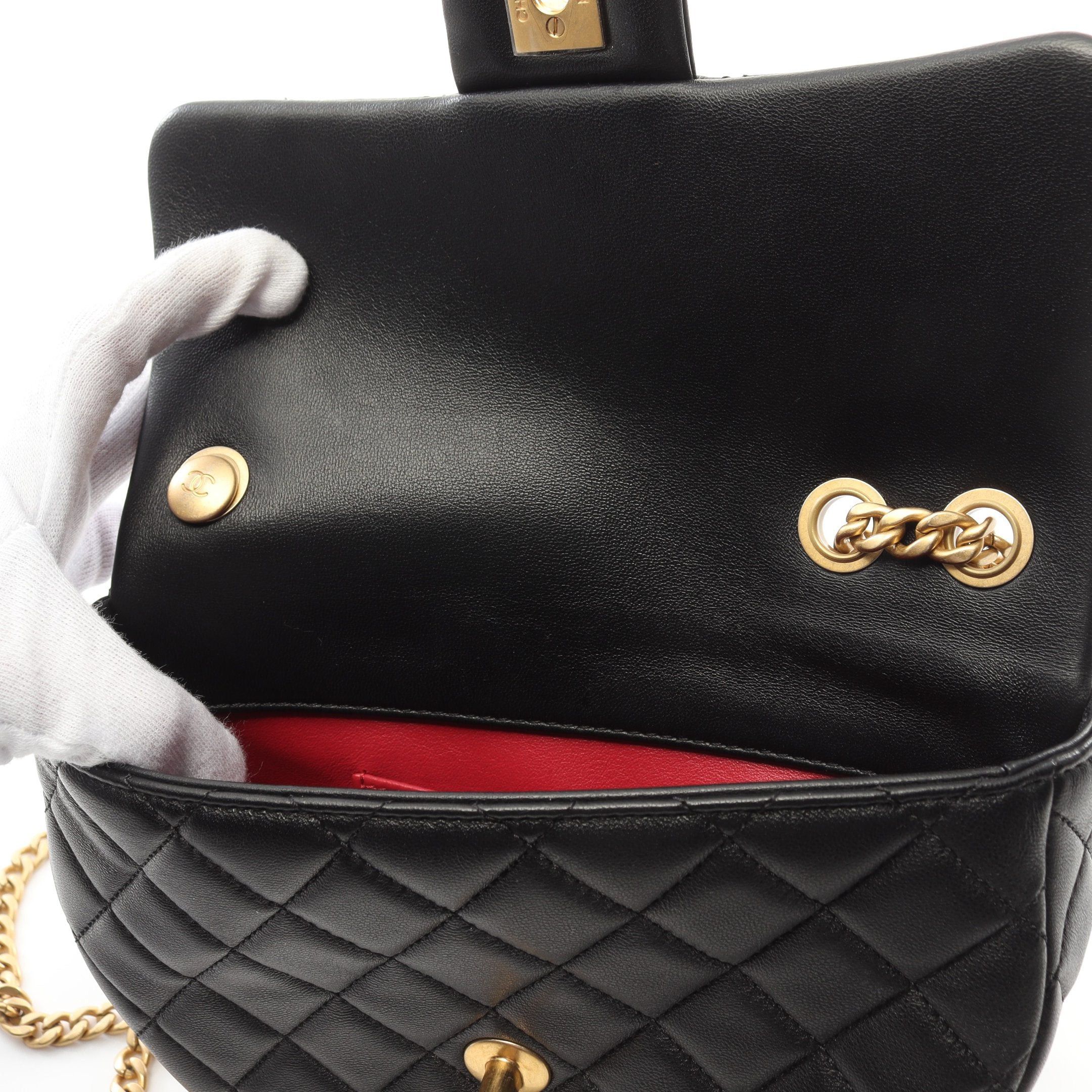 Chanel Chanel Matelasse Chain Shoulder Bag Lambskin Black Gold Hardware Size ONE SIZE - 6 Thumbnail