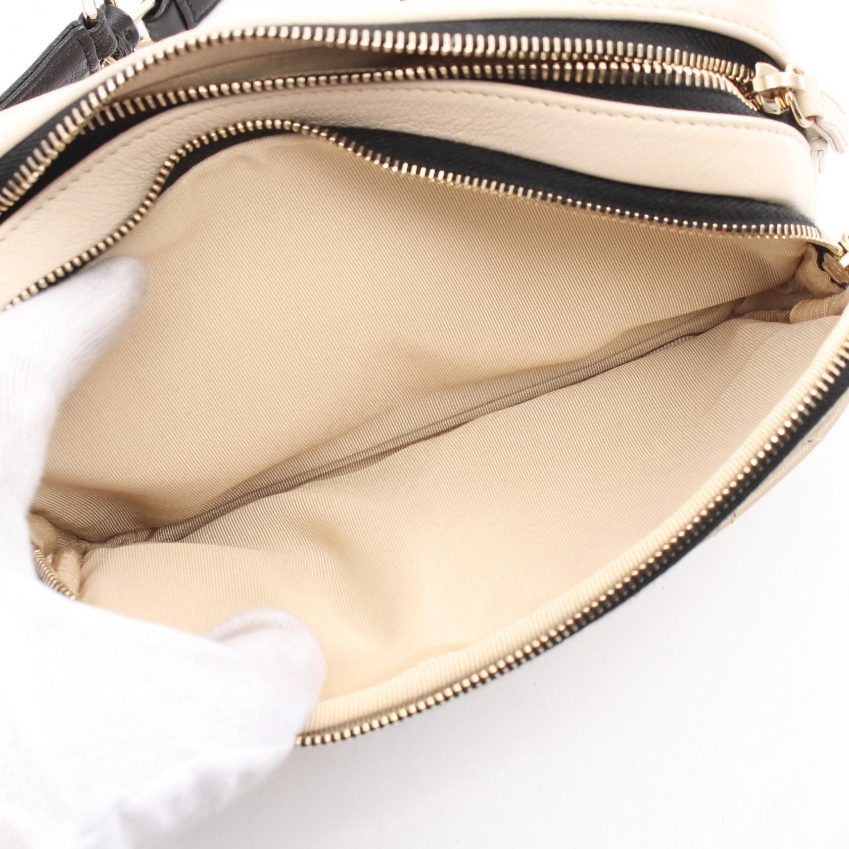 Chanel Chanel Matelasse Body Bag Waist Leather Light Beige White Black Gold Hardware Size ONE SIZE - 4 Thumbnail