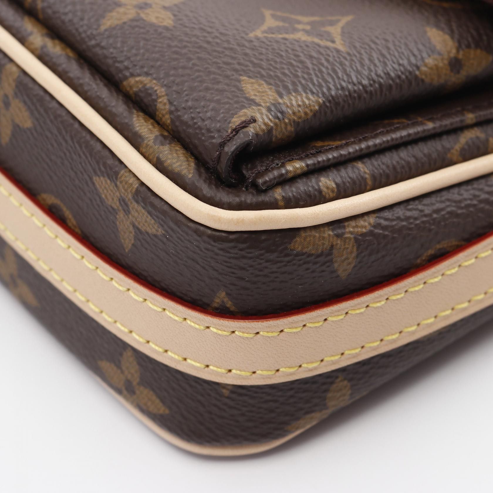 Louis Vuitton Louis Vuitton Vivasite Monogram One Shoulder Bag Leather Brown Size ONE SIZE - 6 Thumbnail
