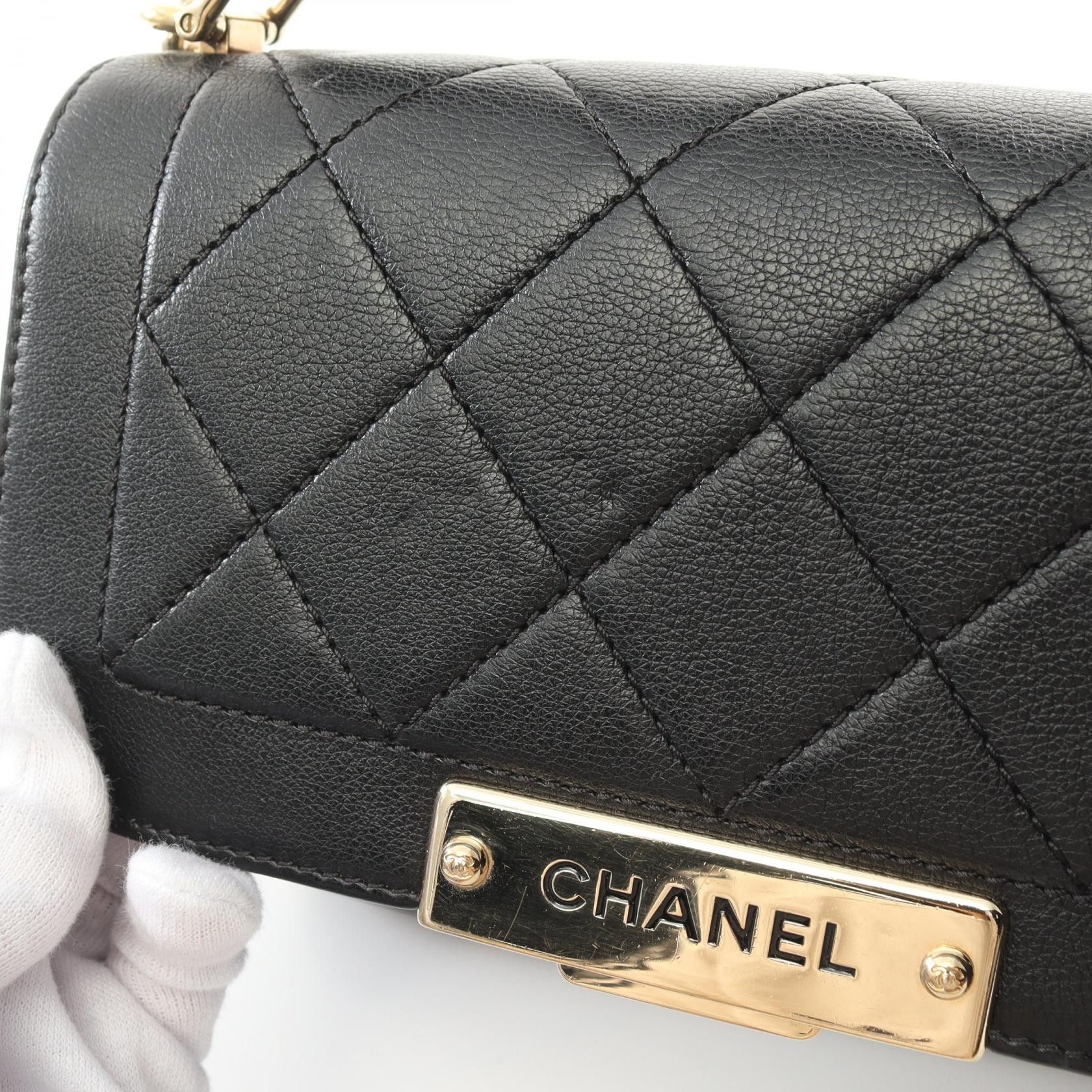 Chanel Chanel Matelasse Click Label Chain Shoulder Bag Leather Black Gold Hardware Size ONE SIZE - 8 Thumbnail