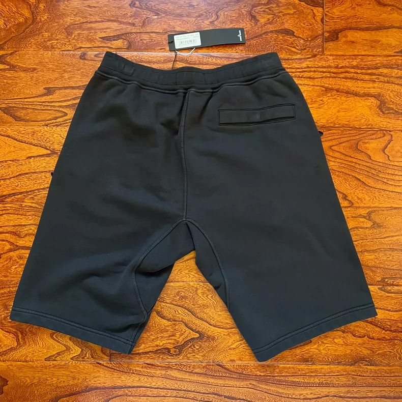 Stone Island Black Stone Island Shorts for Men Size US 30 / EU 46 - 2 Thumbnail