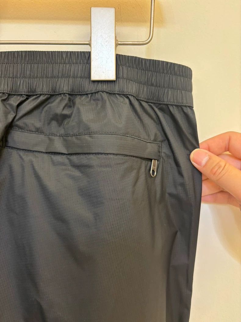 Canada Goose Black Outdoor Zippered Pants with Slits Size US 32 / EU 48 - 7 Thumbnail
