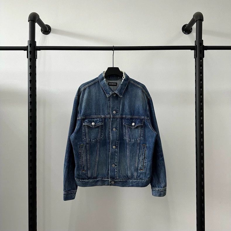 Balenciaga Balenciaga Distressed Denim Jacket Size US L / EU 52-54 / 3 - 2 Thumbnail