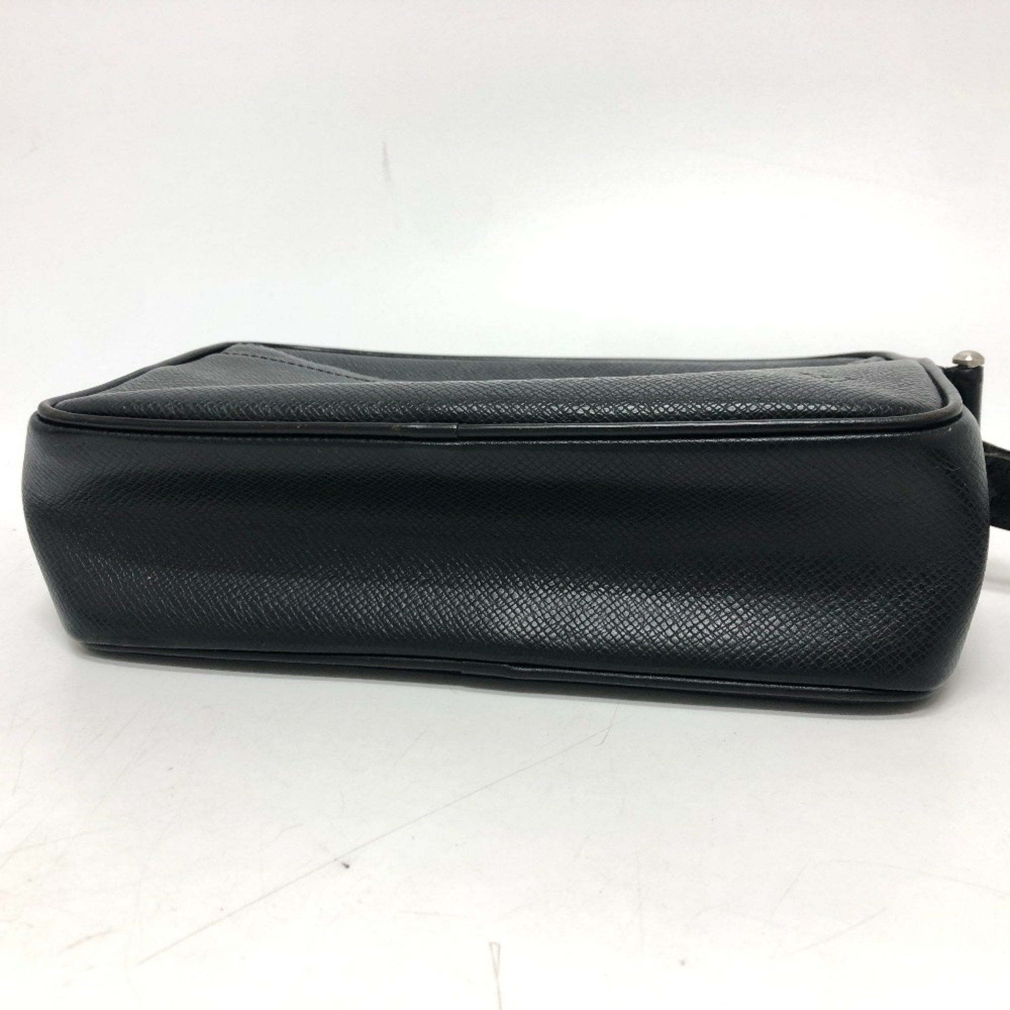Louis Vuitton LOUIS VUITTON M30812 Taiga Karuga Bag Clutch Second Leather Men's Ardoise Size ONE SIZE - 3 Thumbnail