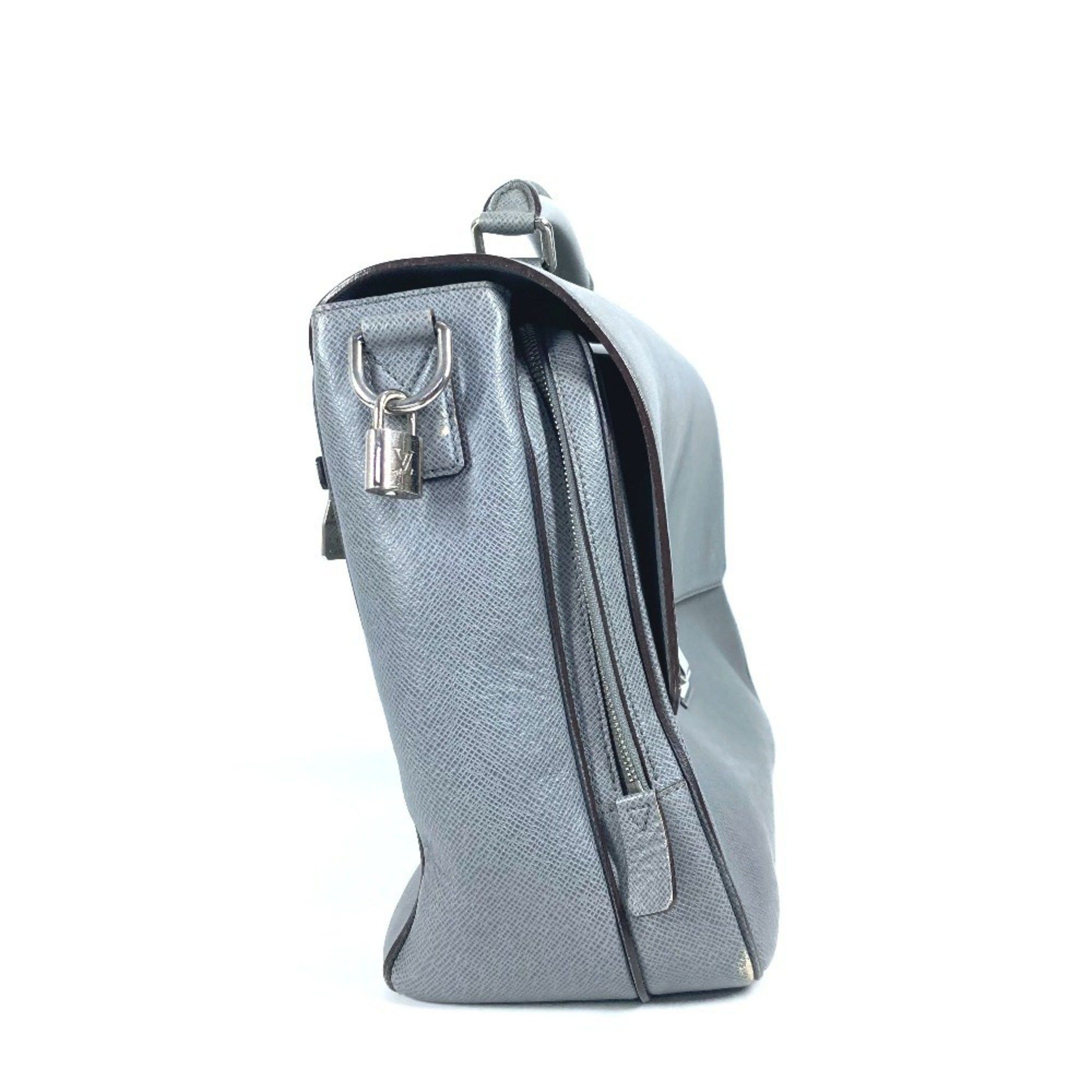 Louis Vuitton LOUIS VUITTON M32638 Taiga Vasili GM 2WAY bag Shoulder Handbag Crossbody Business leather Men's Glacier Gray Size ONE SIZE - 4 Thumbnail