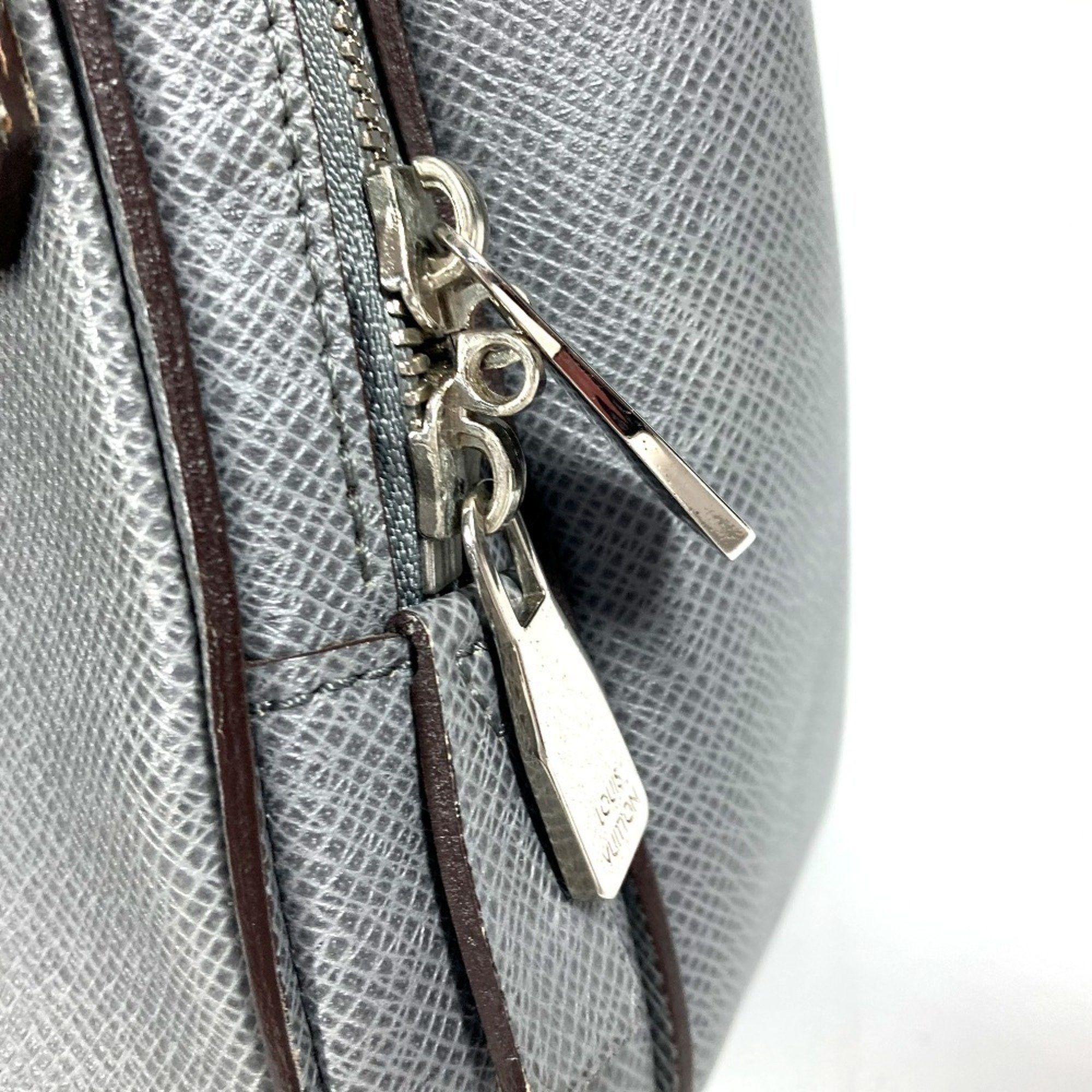 Louis Vuitton LOUIS VUITTON M32638 Taiga Vasili GM 2WAY bag Shoulder Handbag Crossbody Business leather Men's Glacier Gray Size ONE SIZE - 7 Thumbnail