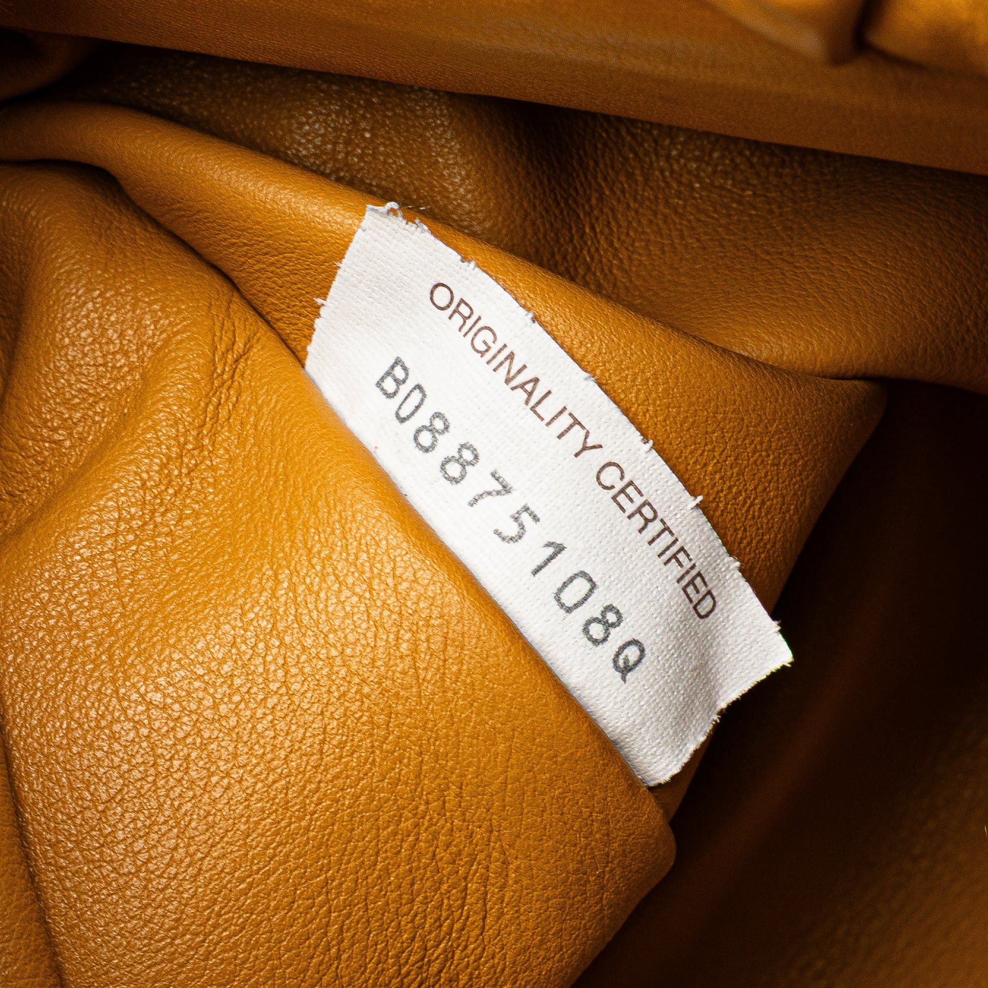 Bottega Veneta Bottega Veneta Lambskin Chain Pouch Yellow Size ONE SIZE - 6 Thumbnail