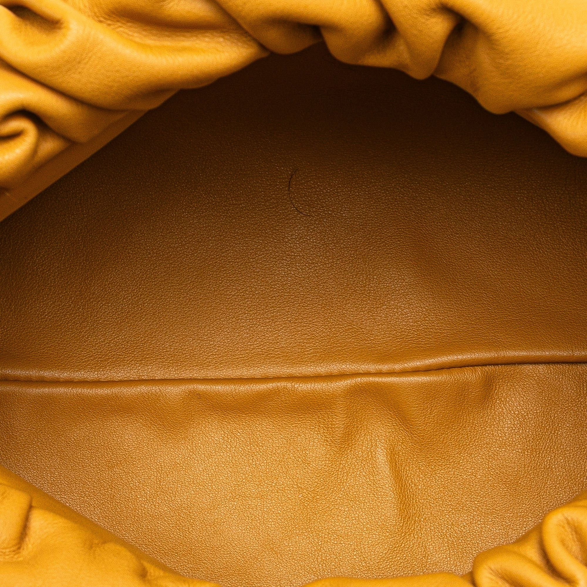 Bottega Veneta Bottega Veneta Lambskin Chain Pouch Yellow Size ONE SIZE - 4 Thumbnail