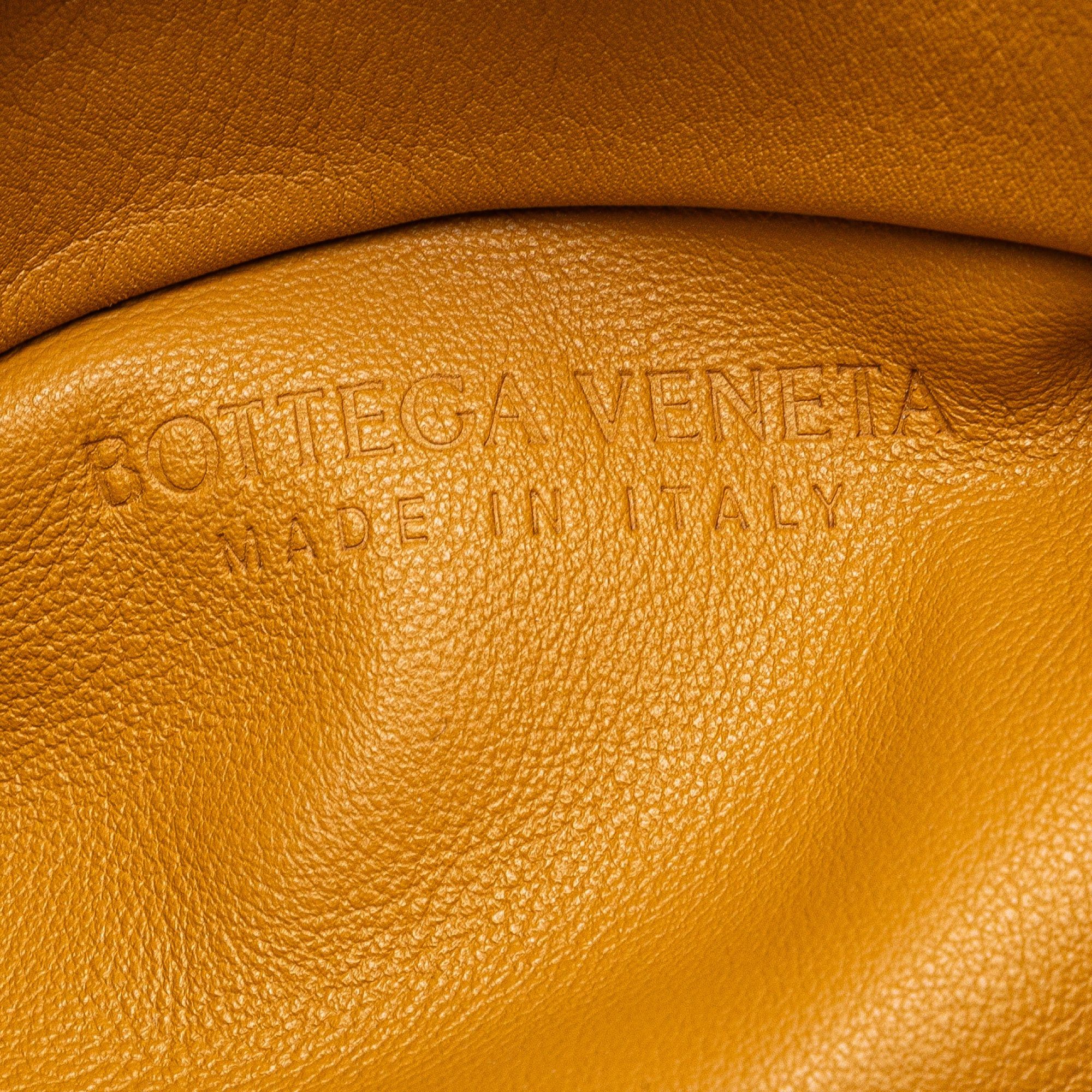 Bottega Veneta Bottega Veneta Lambskin Chain Pouch Yellow Size ONE SIZE - 5 Thumbnail