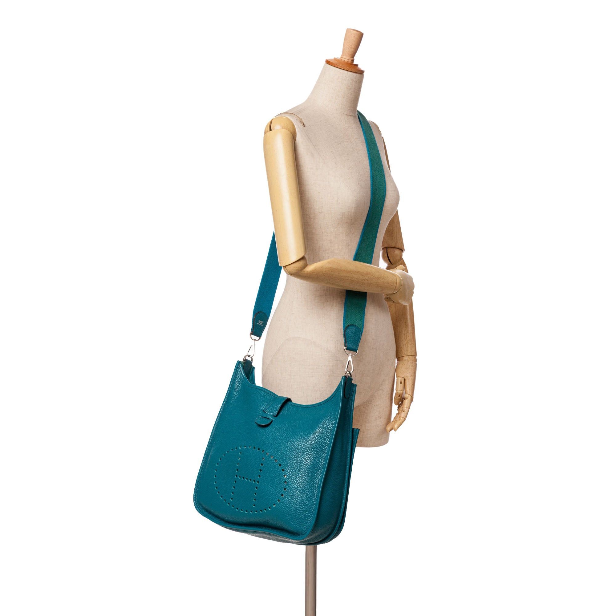 Hermes Hermès Clemence Evelyne III 29 Blue Size ONE SIZE - 11 Thumbnail