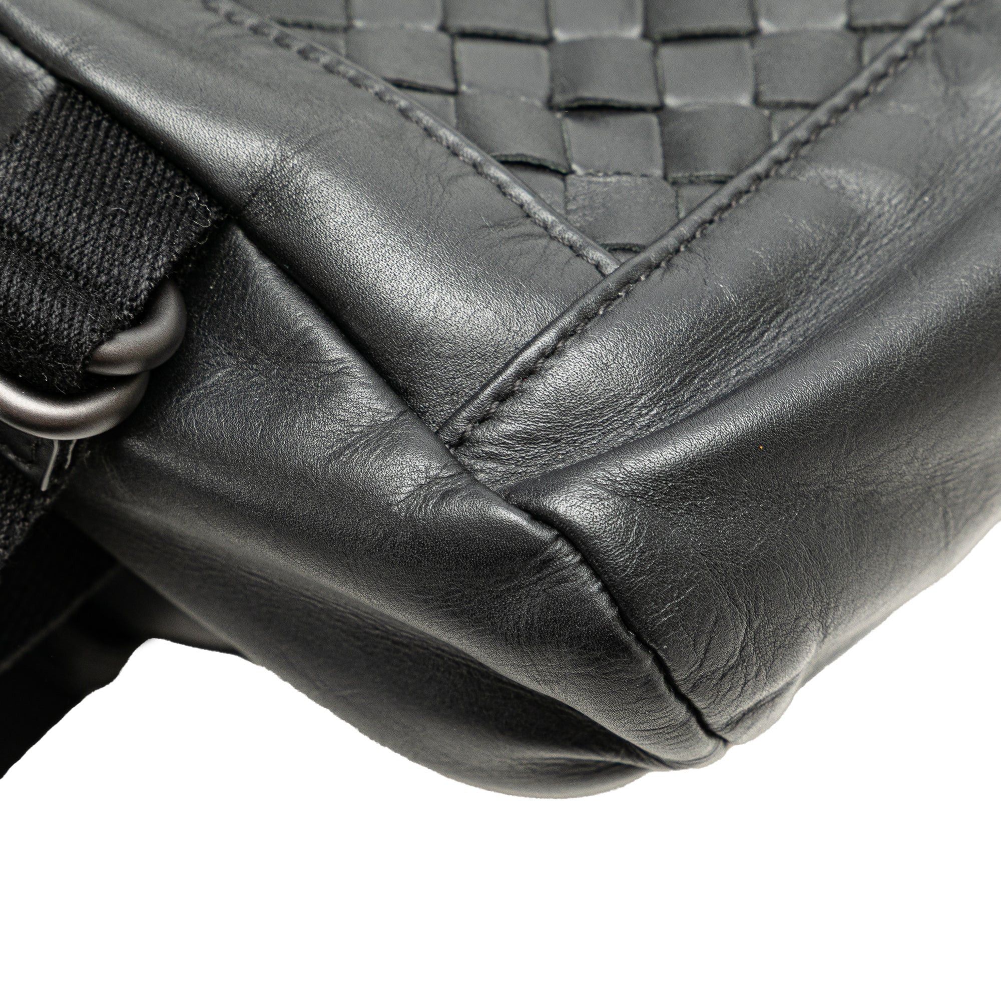 Bottega Veneta Bottega Veneta Calfskin Intrecciato Belt Bag Black Size ONE SIZE - 8 Thumbnail