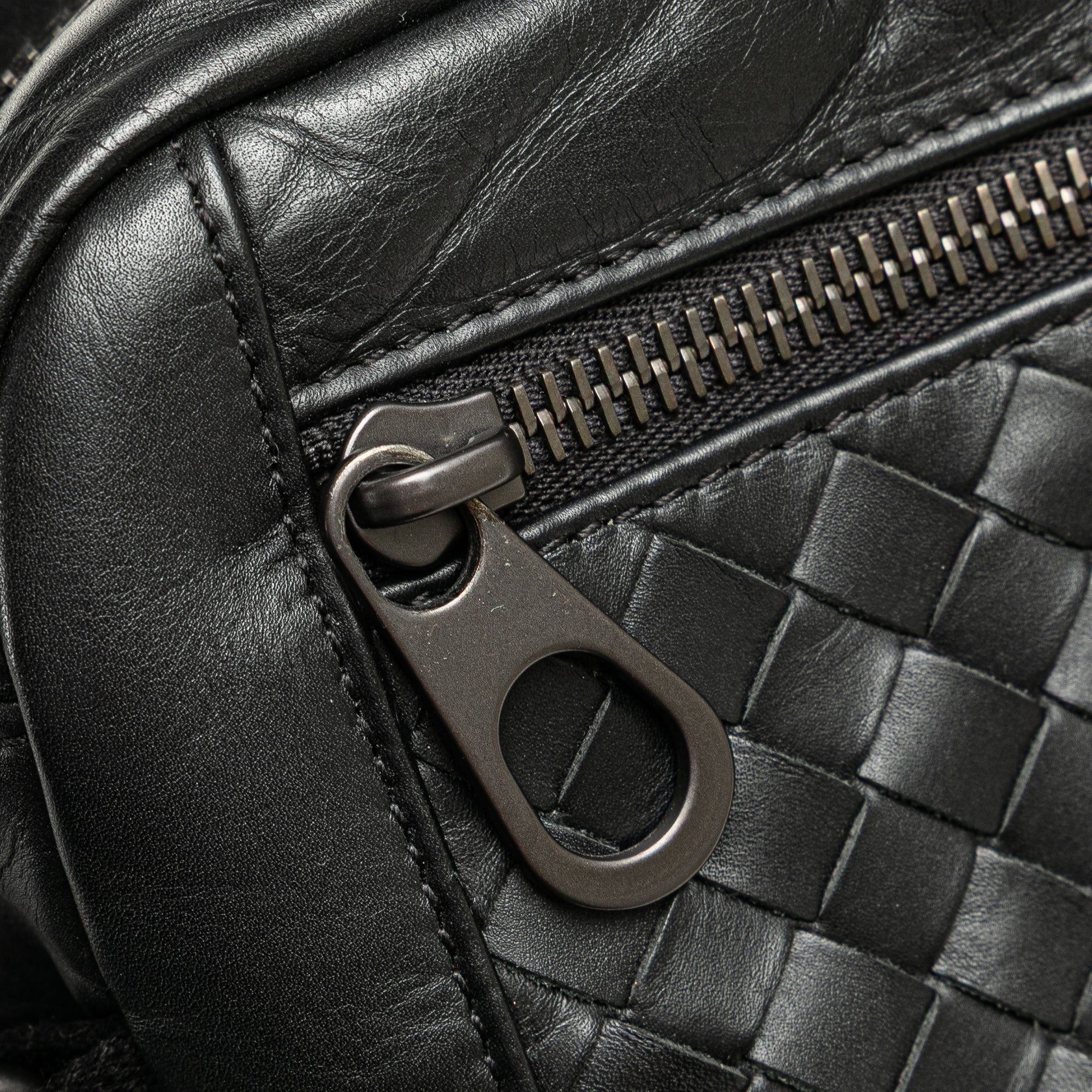 Bottega Veneta Bottega Veneta Calfskin Intrecciato Belt Bag Black Size ONE SIZE - 7 Thumbnail