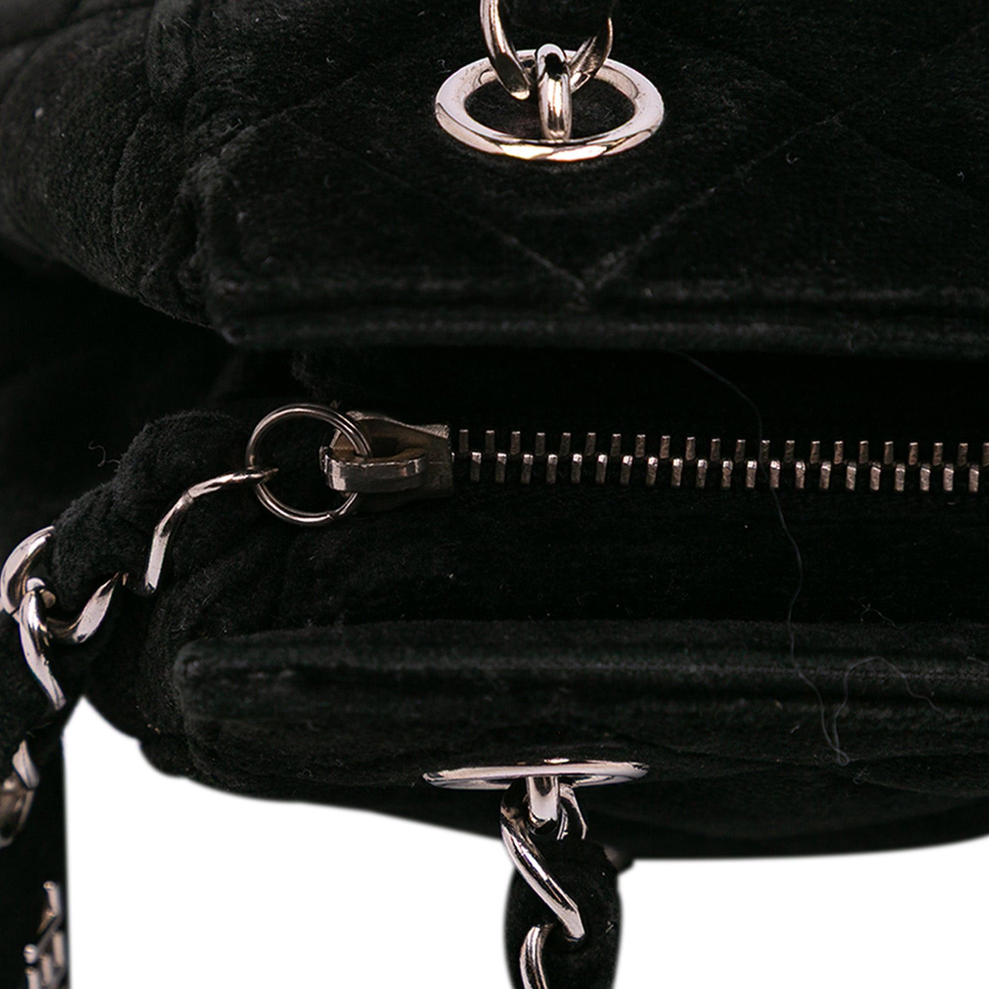Chanel Chanel Quilted Velvet Shoulder Bag Black Size ONE SIZE - 7 Thumbnail