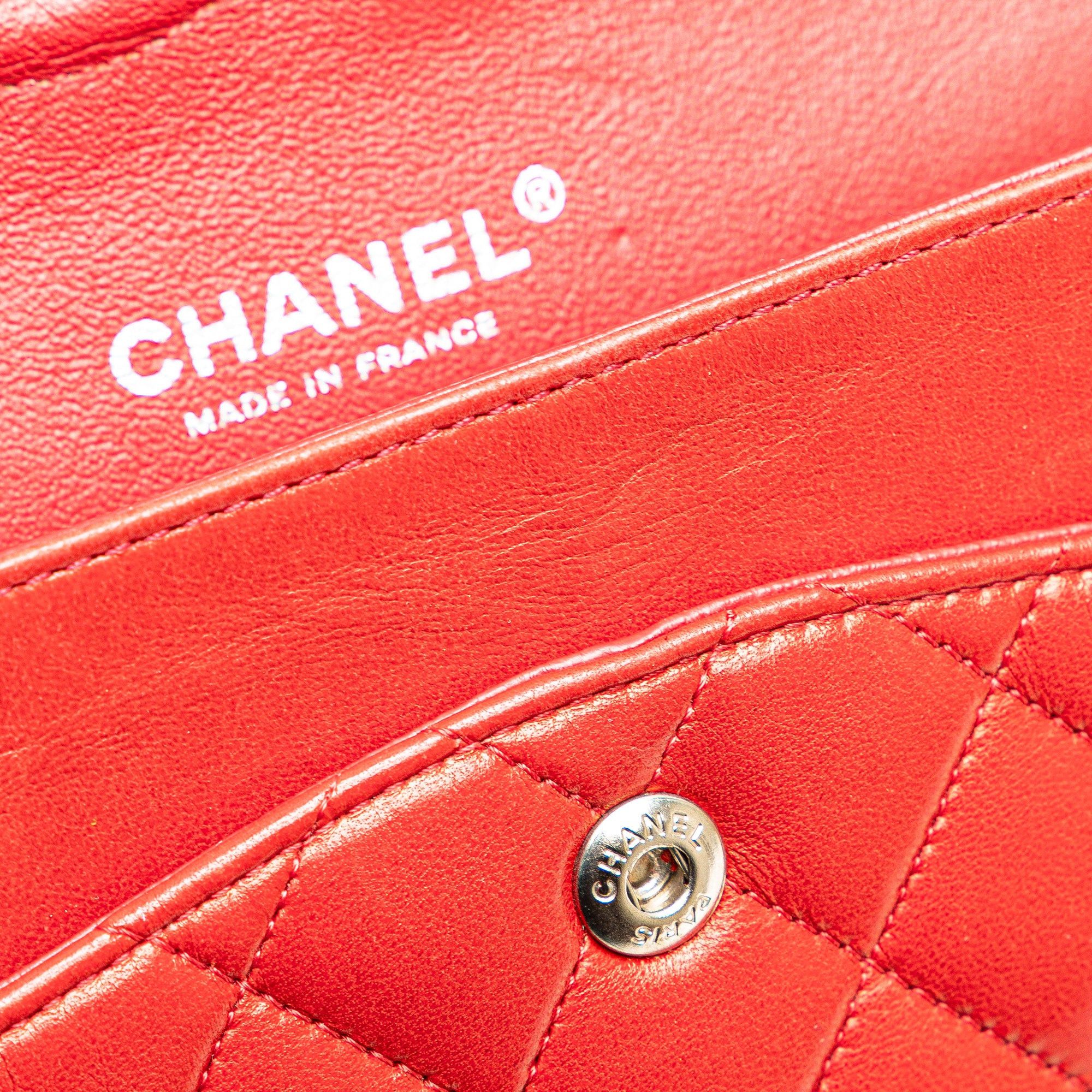 Chanel Chanel Medium Classic Lambskin Double Flap Red Size ONE SIZE - 9 Thumbnail