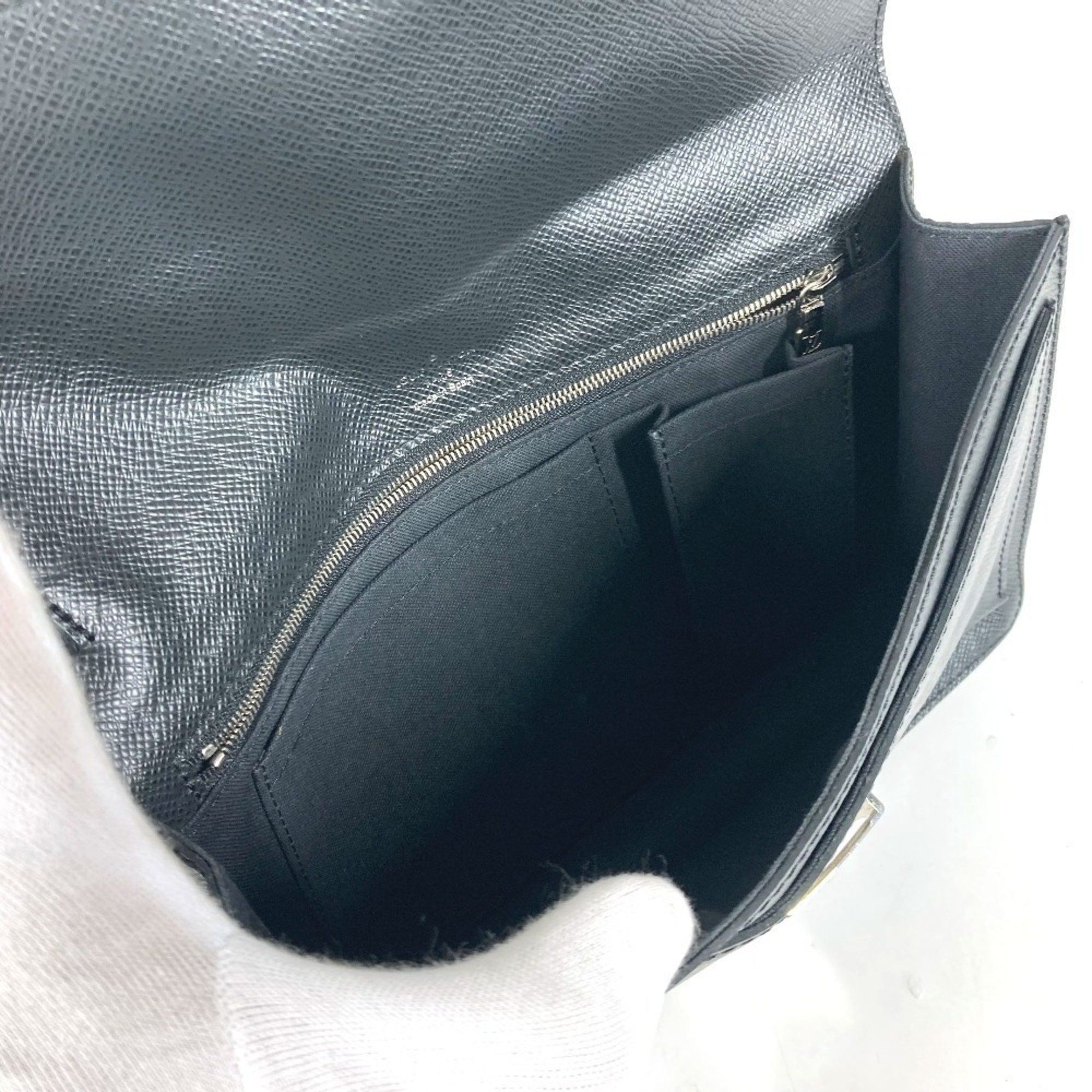 Louis Vuitton LOUIS VUITTON M32592 Taiga Belaia Bag Pouch Clutch with Strap Second Leather Men's Ardoise Black Size ONE SIZE - 12 Thumbnail