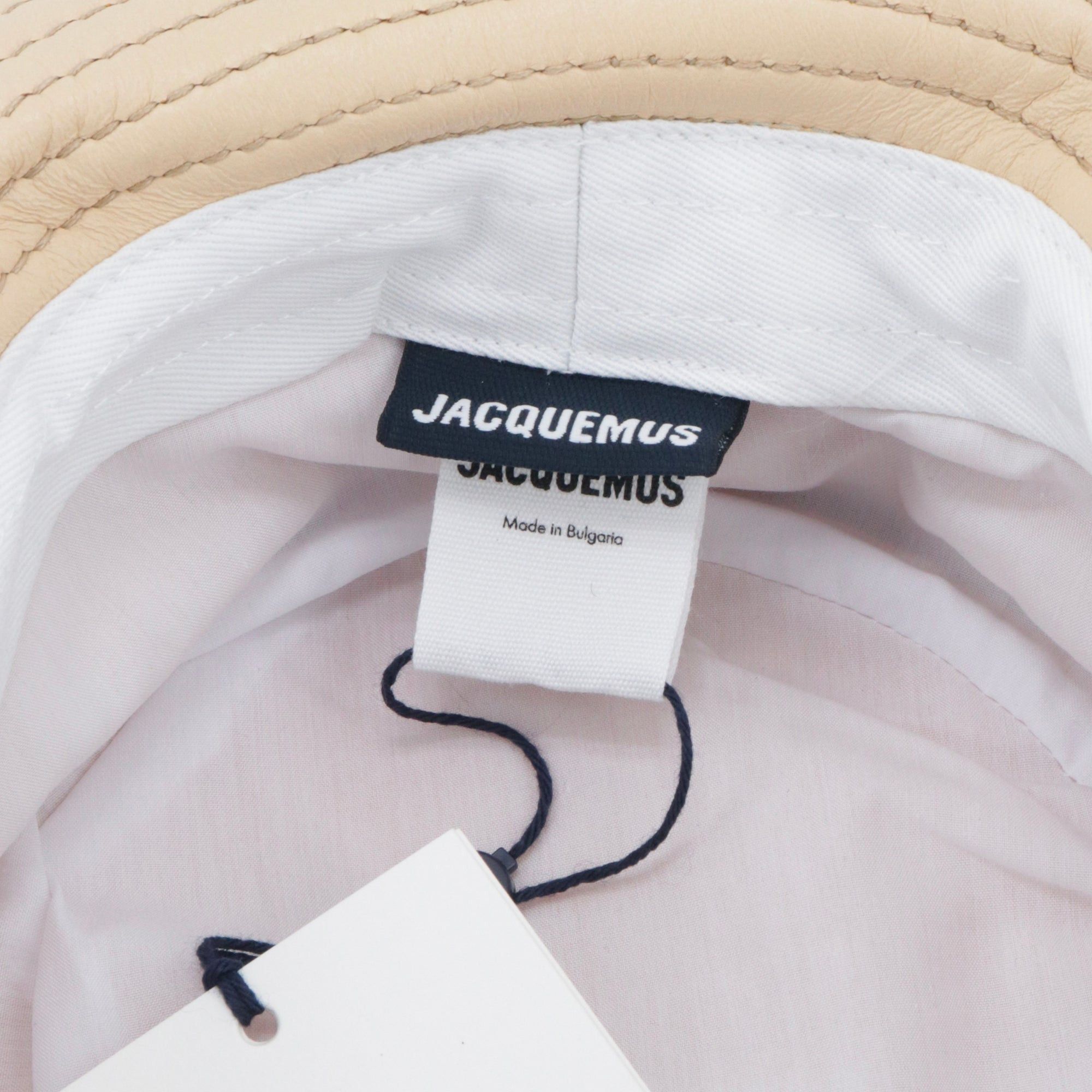 Jacquemus JACQUEMUS - Jacquemus Mentalo bucket hat in beige lambskin (T56) Size ONE SIZE - 6 Thumbnail