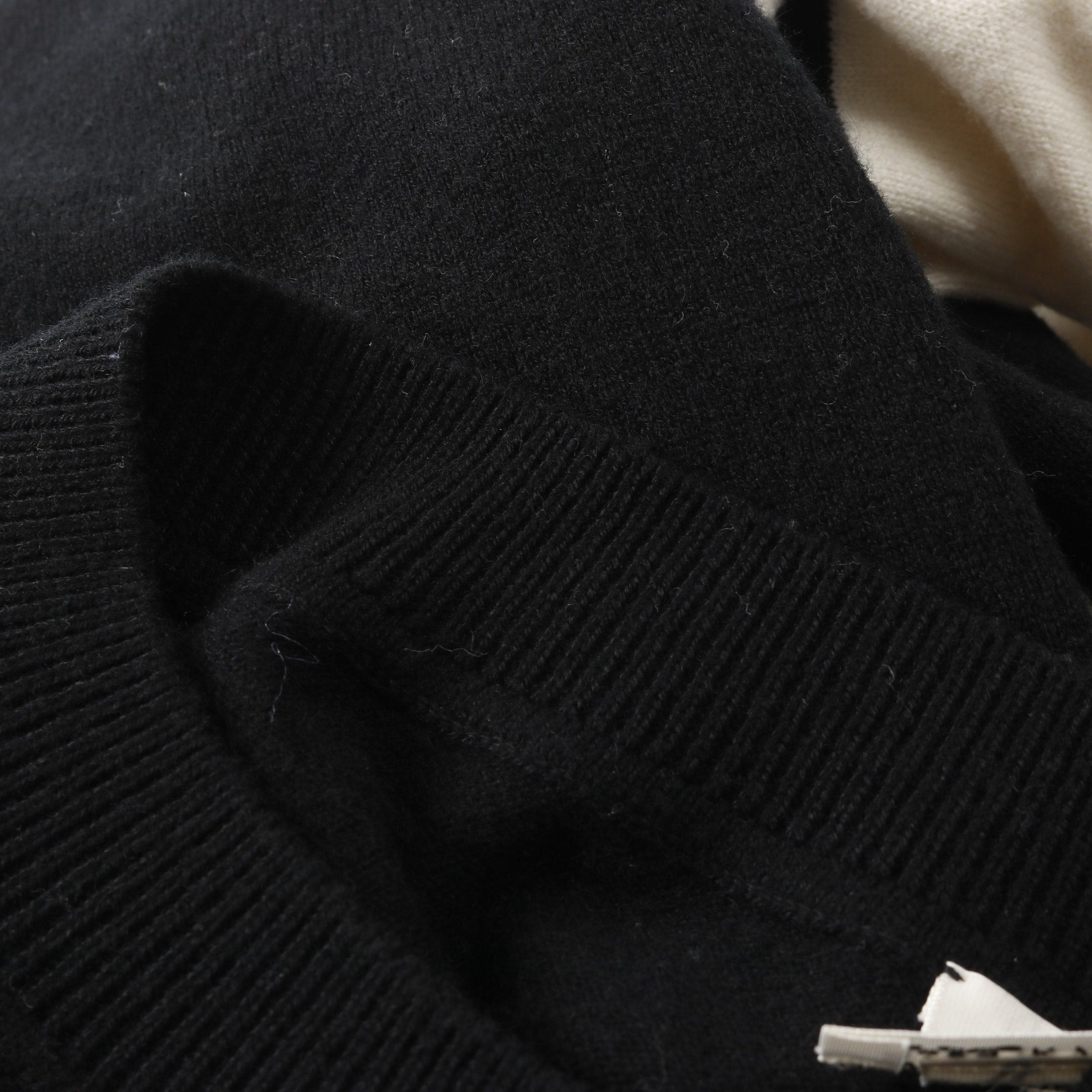 Hermes Hermes Poste Et Cavalerie One Piece Cashmere Black Off White Size ONE SIZE - 6 Thumbnail