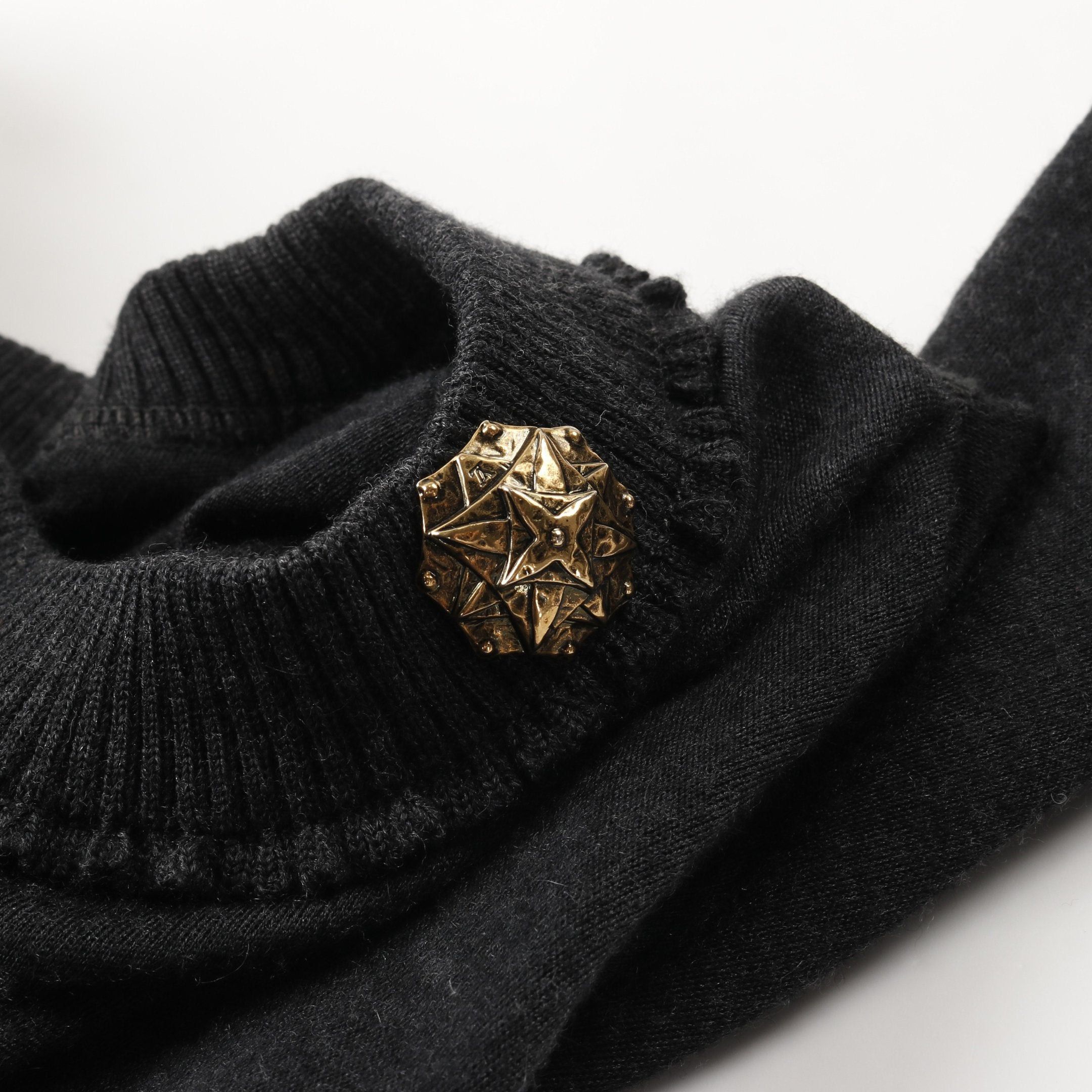 Louis Vuitton Louis Vuitton One Piece Monogrammed Buttons Cashmere Silk Dark Gray Size ONE SIZE - 10 Thumbnail