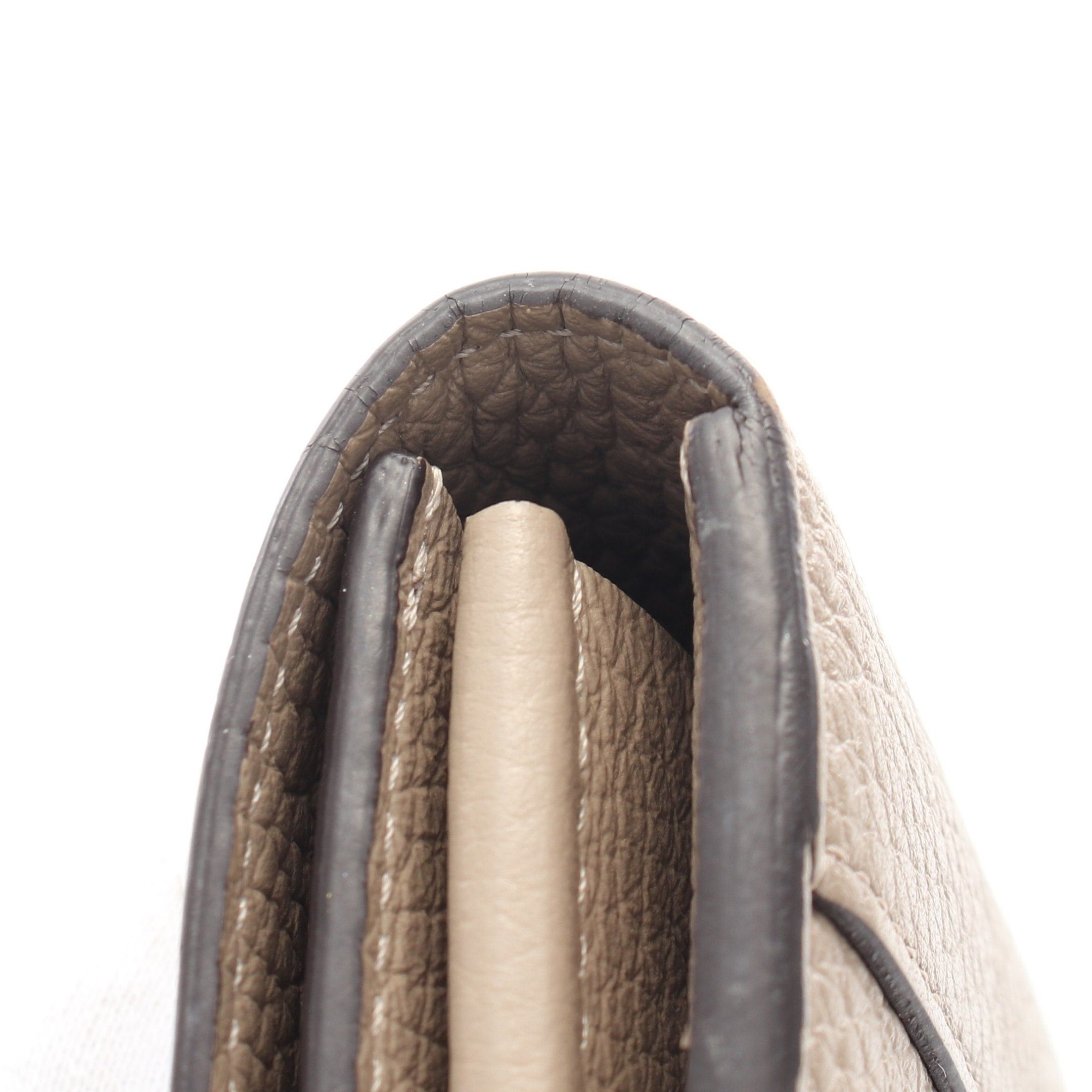 Louis Vuitton Louis Vuitton Portefeuil Capucines Carré Bi-Fold Long Wallet Taurillon Leather Gray Beige Size ONE SIZE - 11 Thumbnail